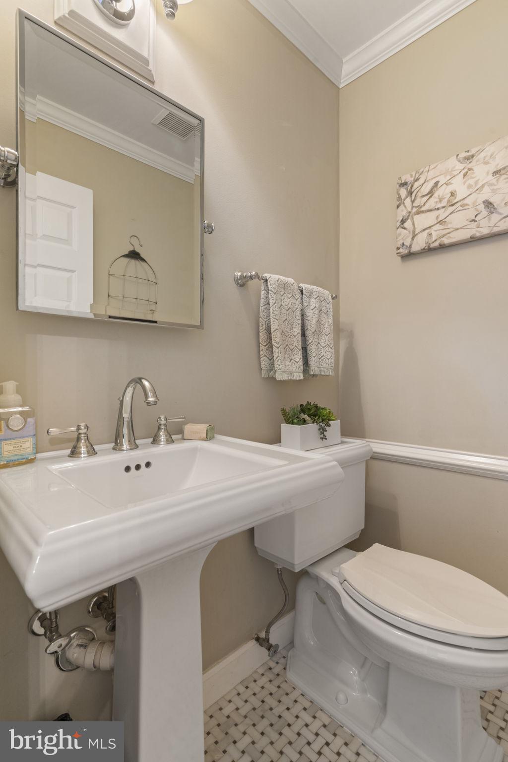 MONTCLAIR - Residential