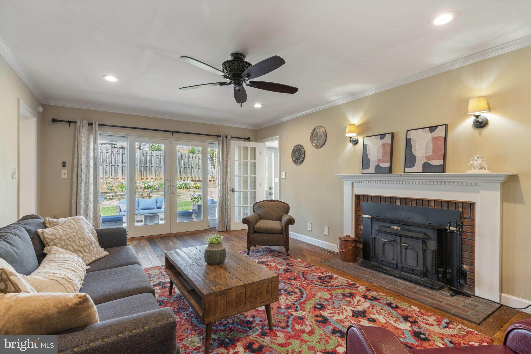 MONTCLAIR - Residential