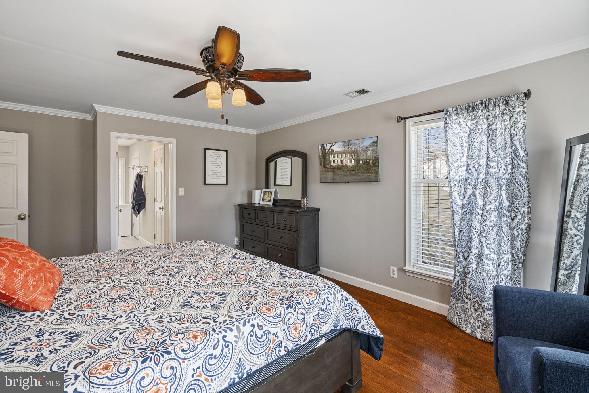 MONTCLAIR - Residential