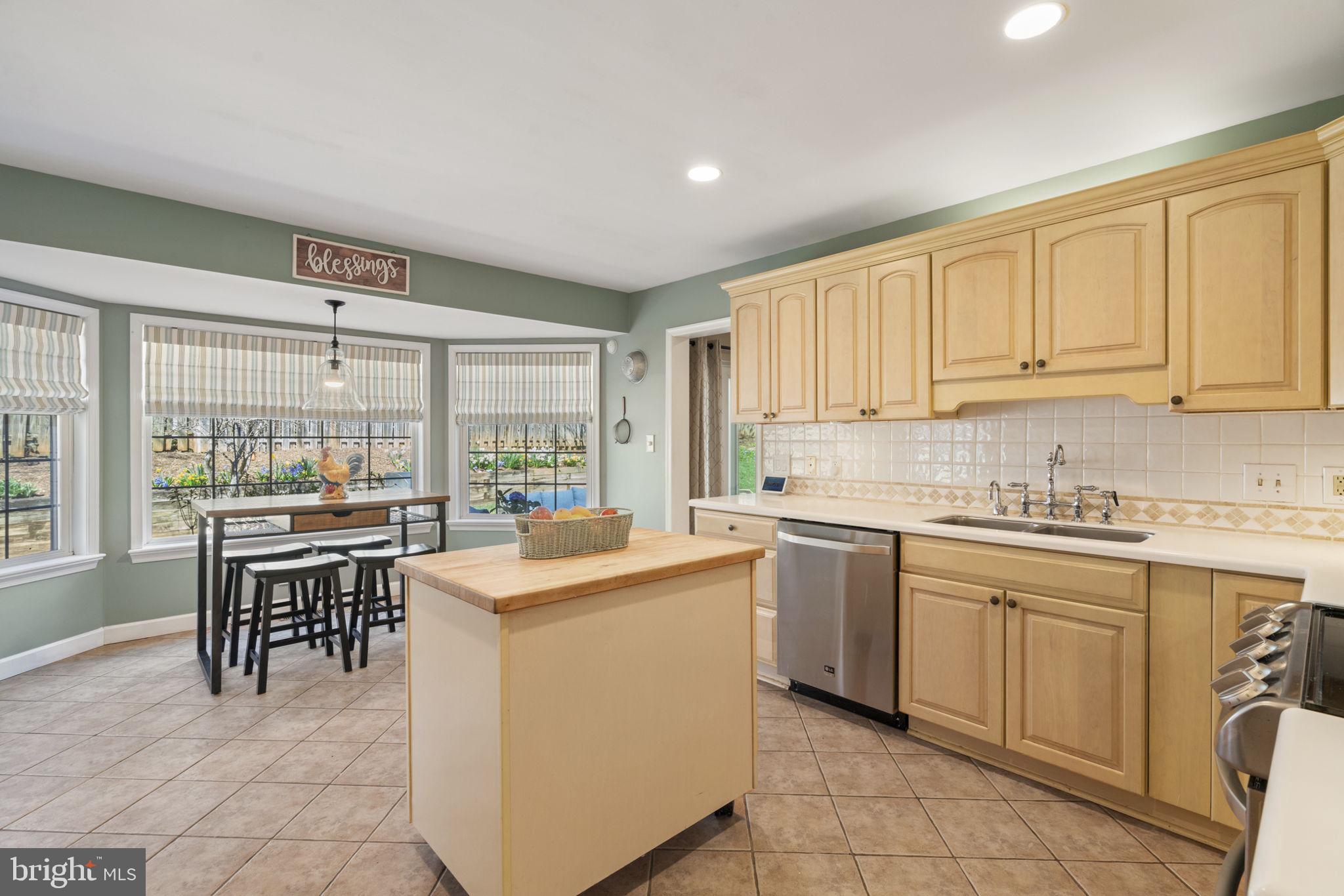 MONTCLAIR - Residential