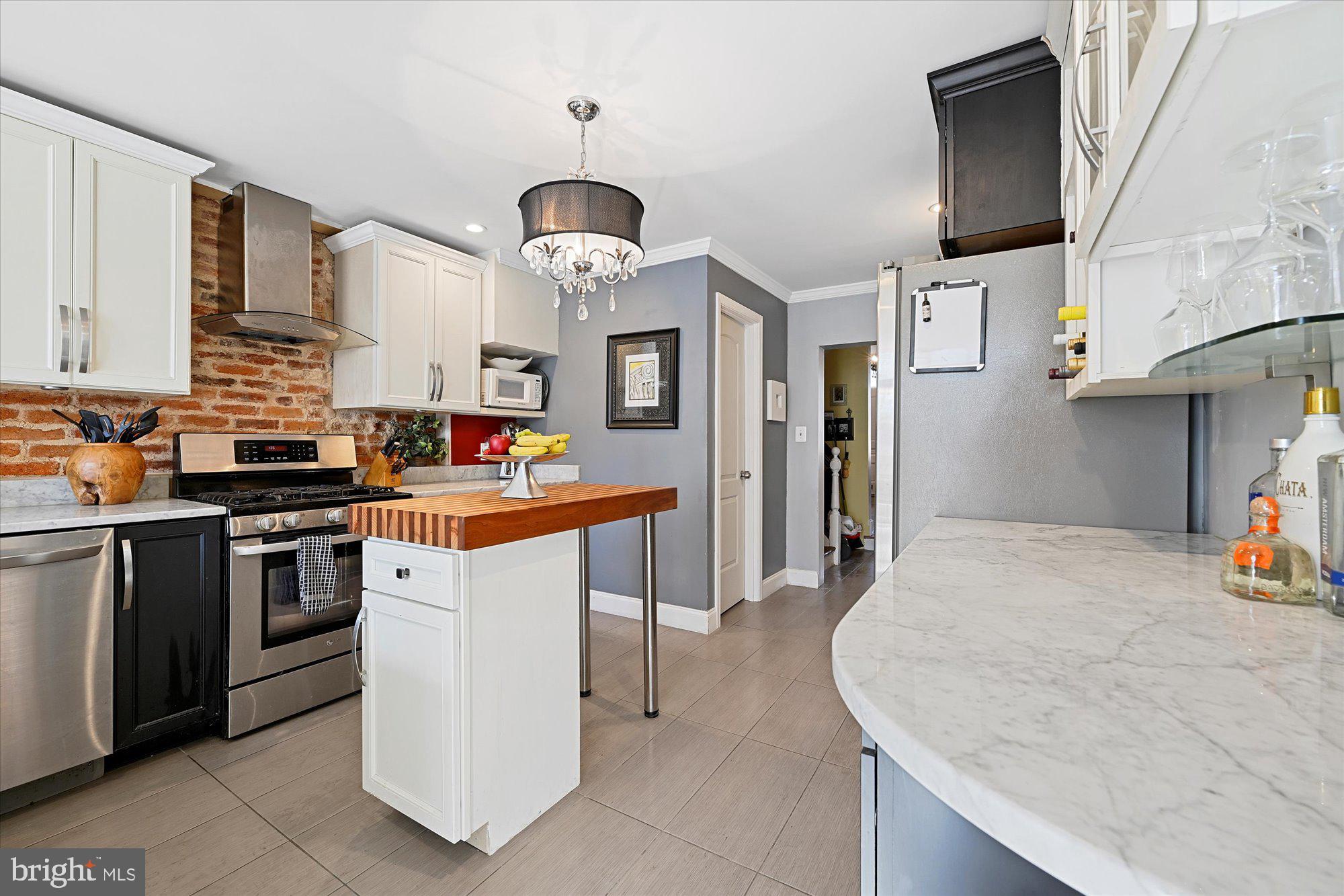 BUTCHER'S HILL - Residential