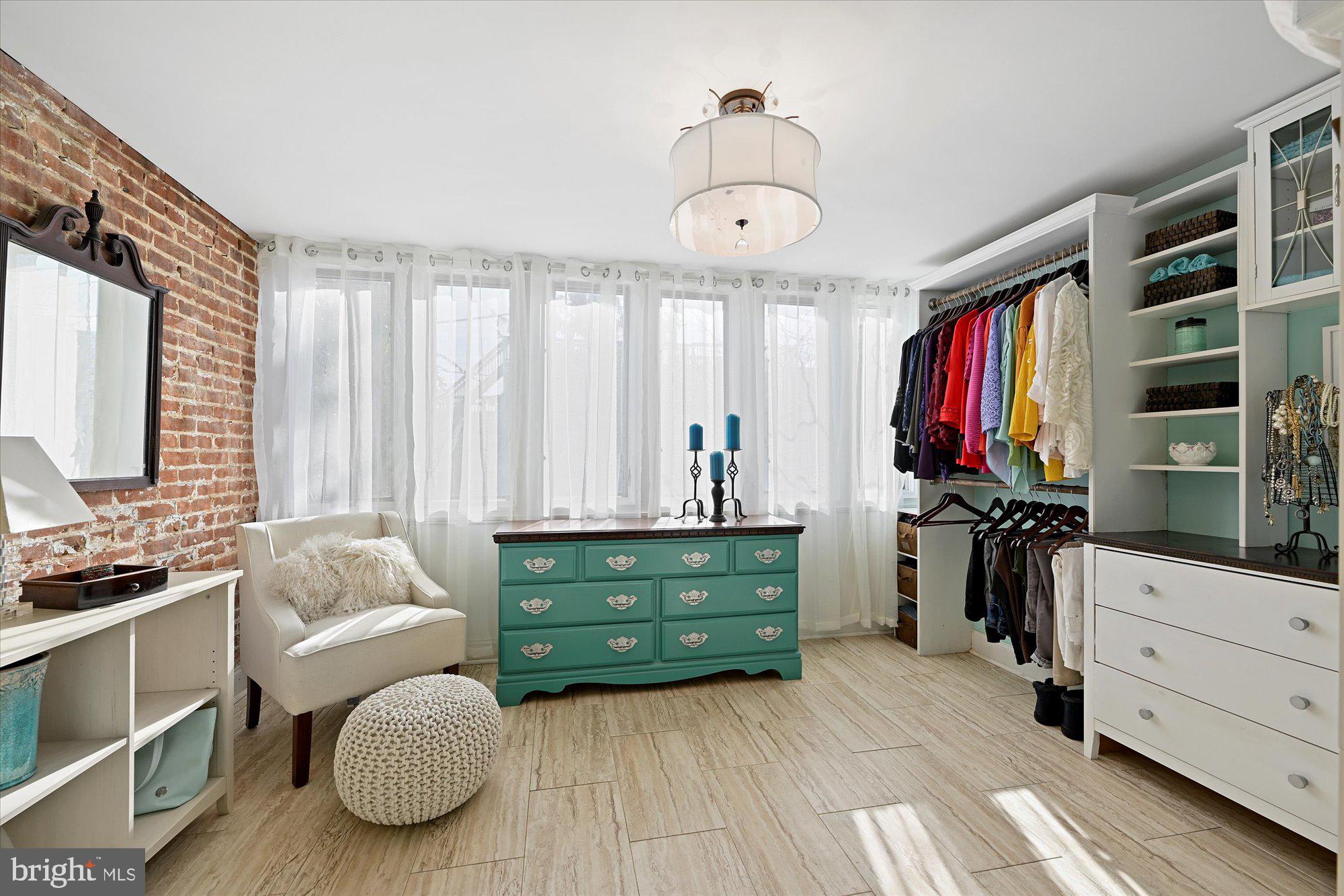 BUTCHER'S HILL - Residential