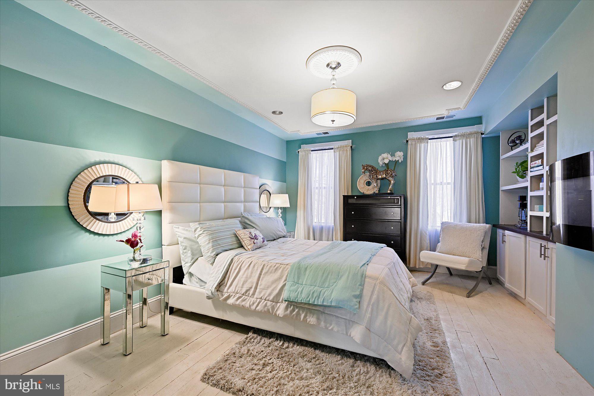 BUTCHER'S HILL - Residential