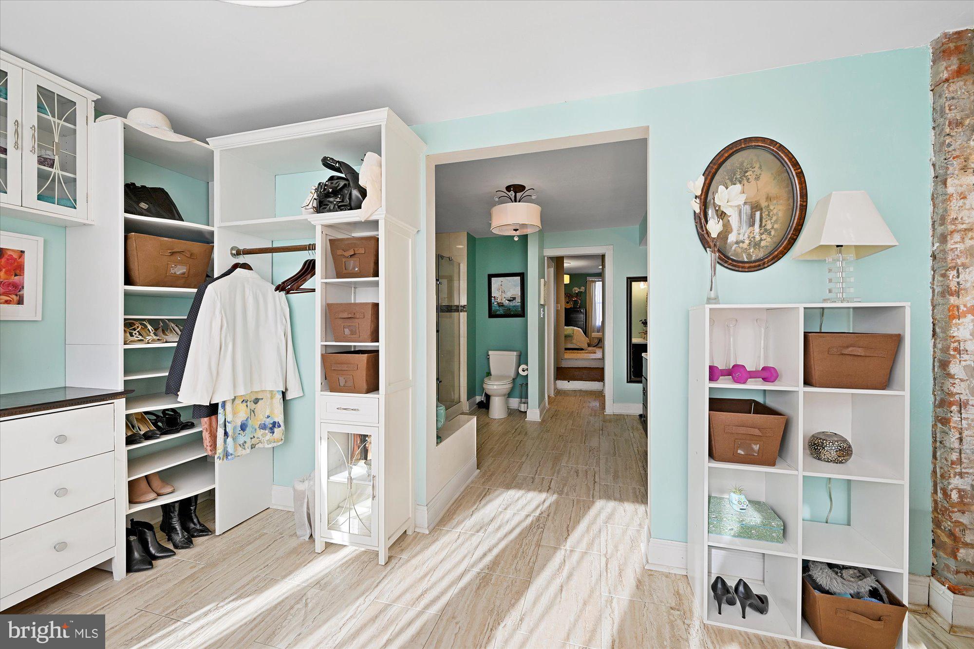 BUTCHER'S HILL - Residential