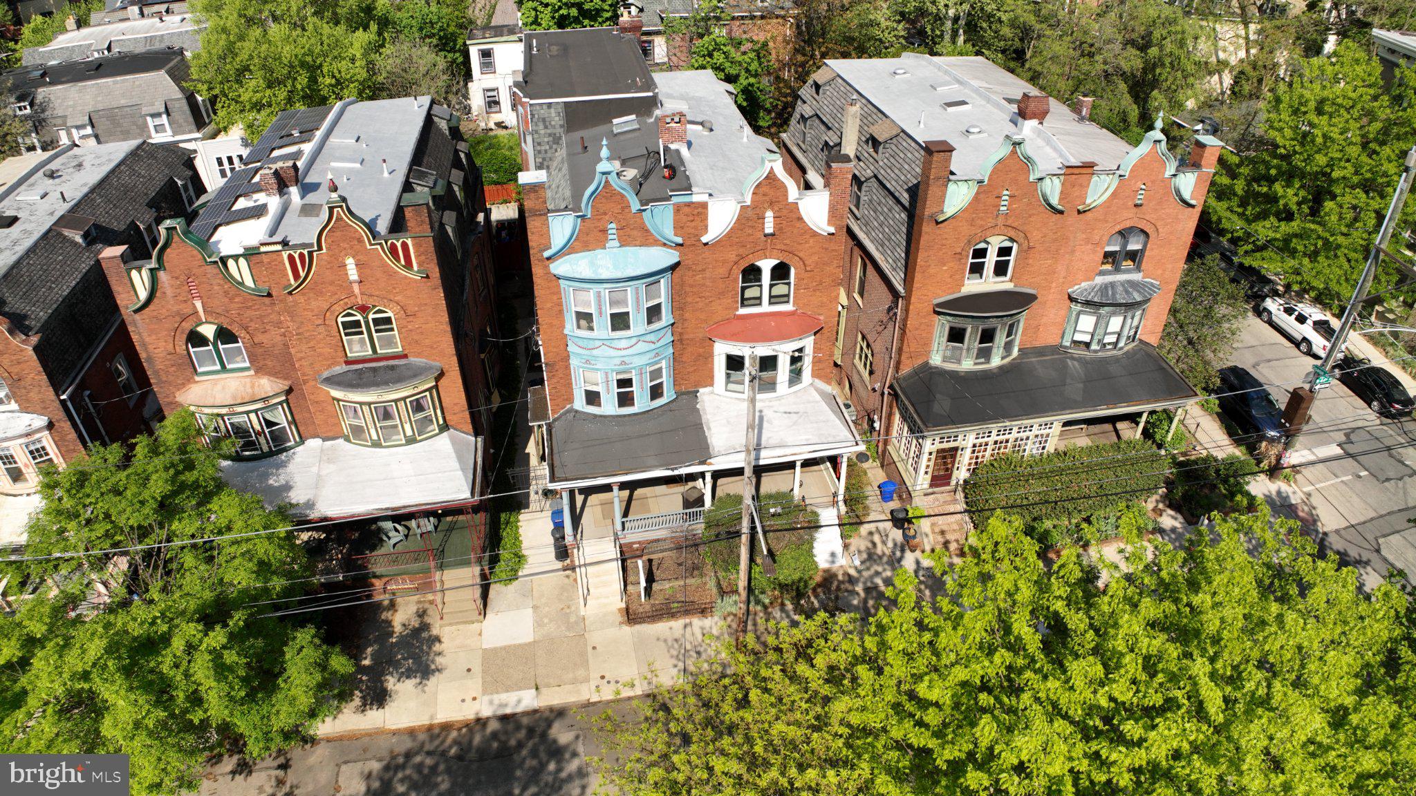 SPRUCE HILL - Residential