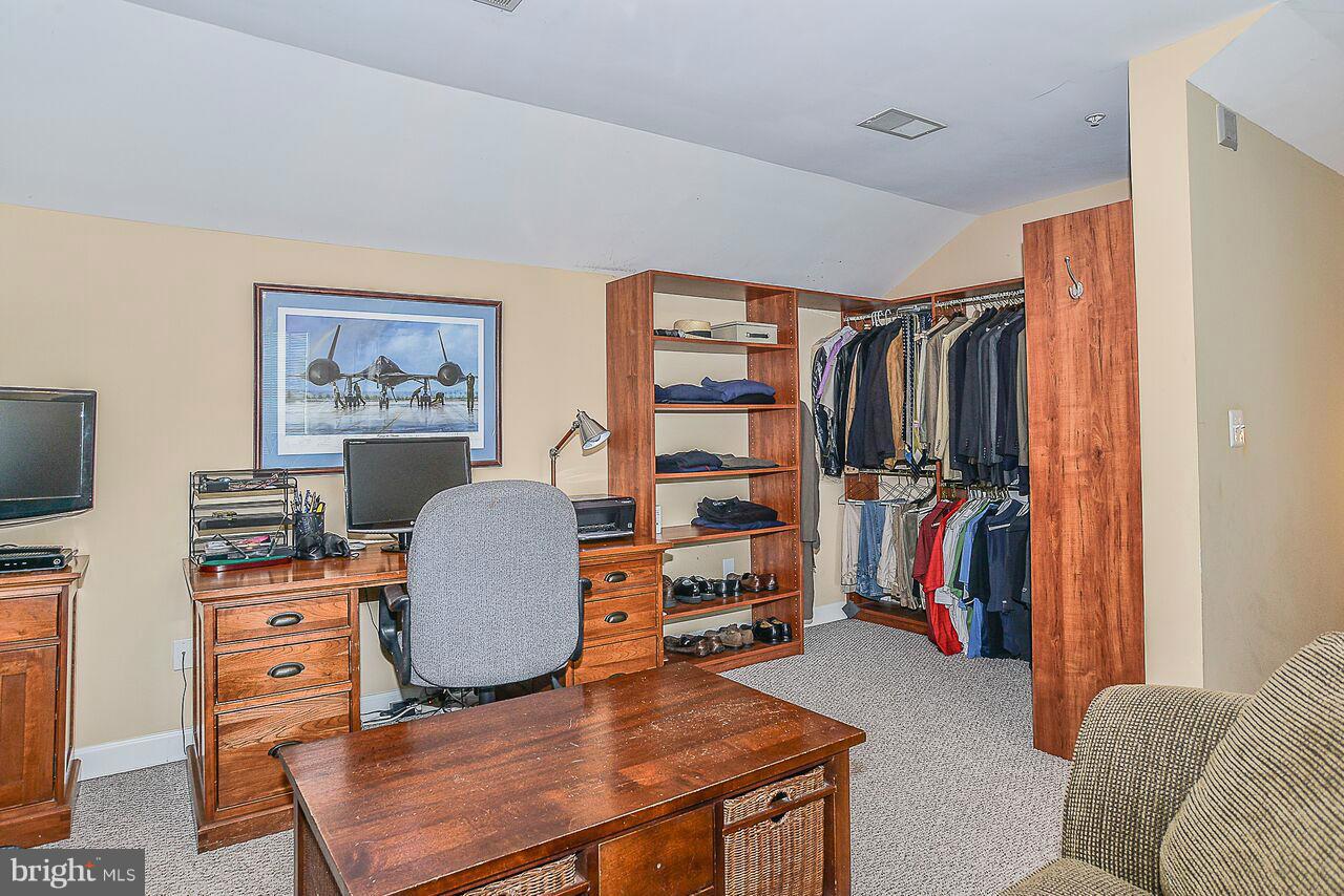 OLD TOWN GREENS - Residential