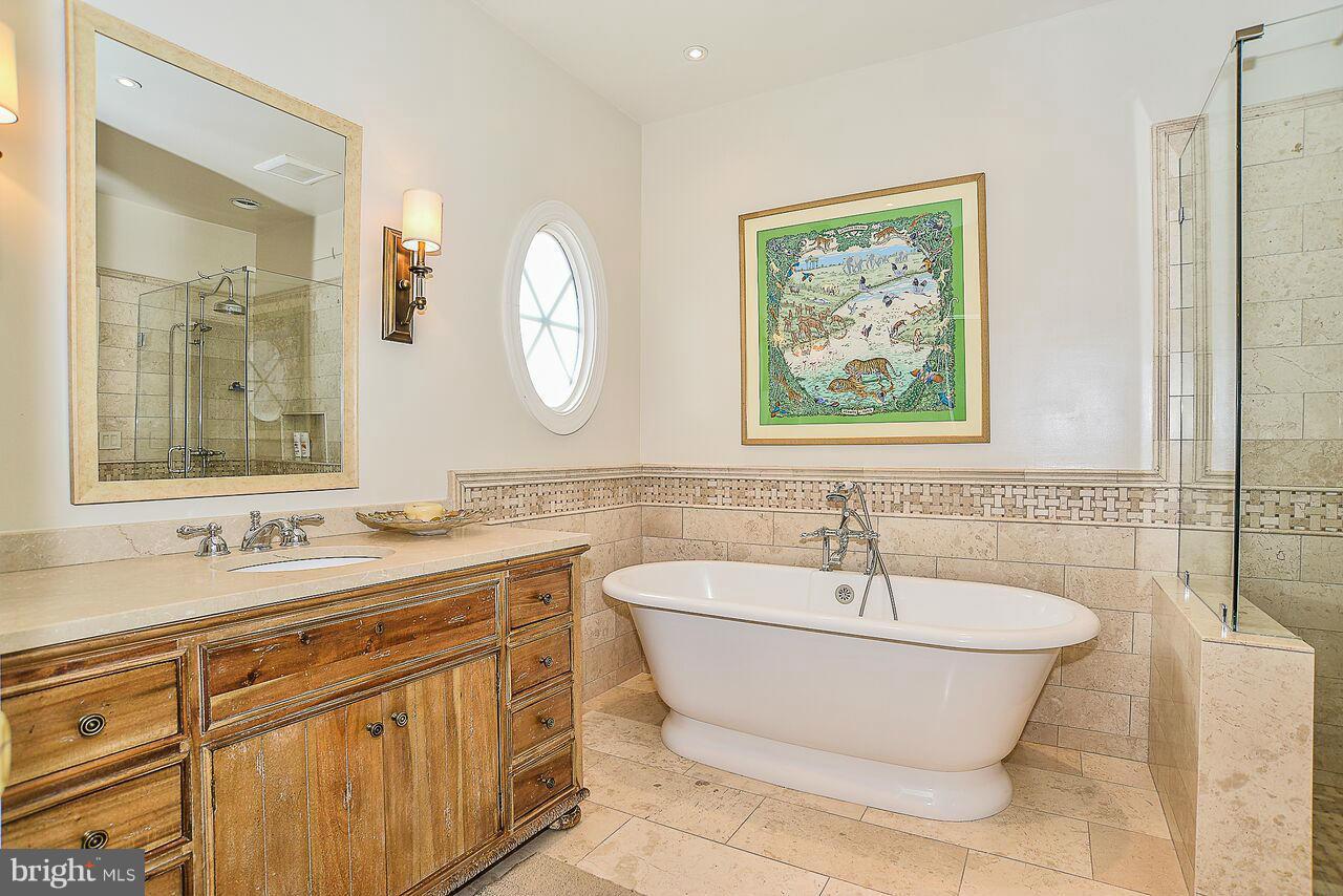 OLD TOWN GREENS - Residential