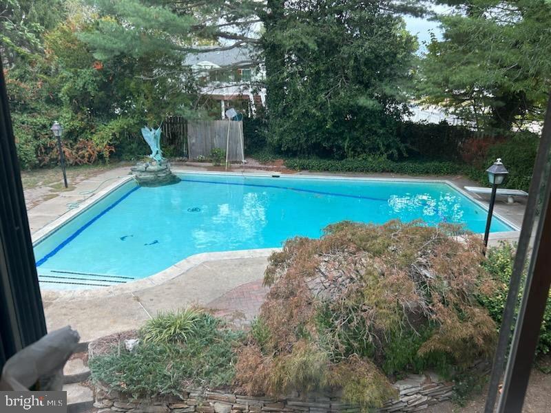 143 FAIRMOUNT AVENUE