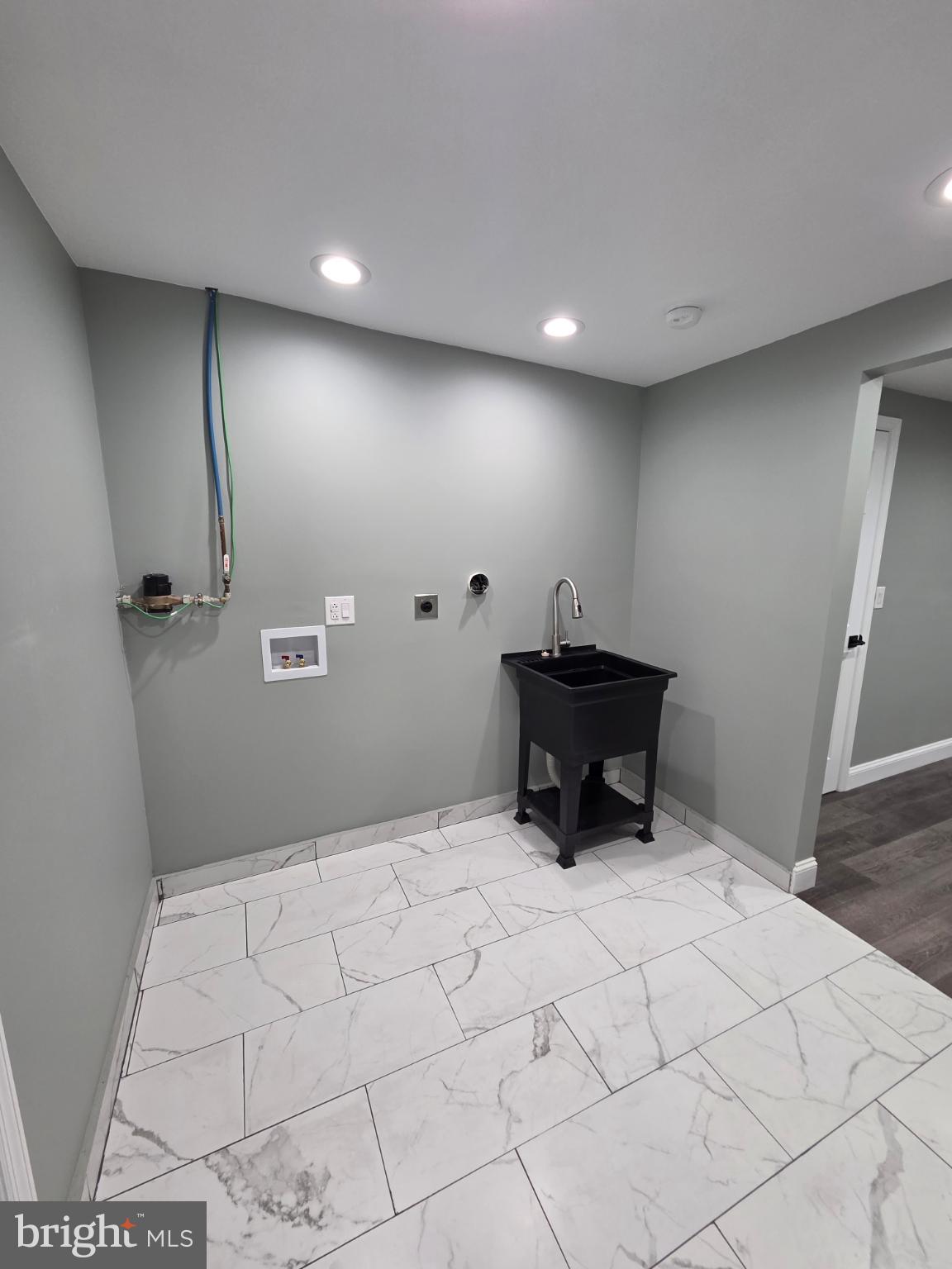 NONE AVAILALBE - Residential