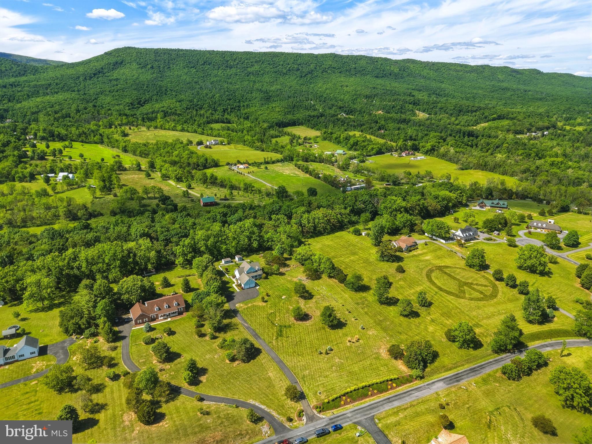 FAIRVIEW - Residential