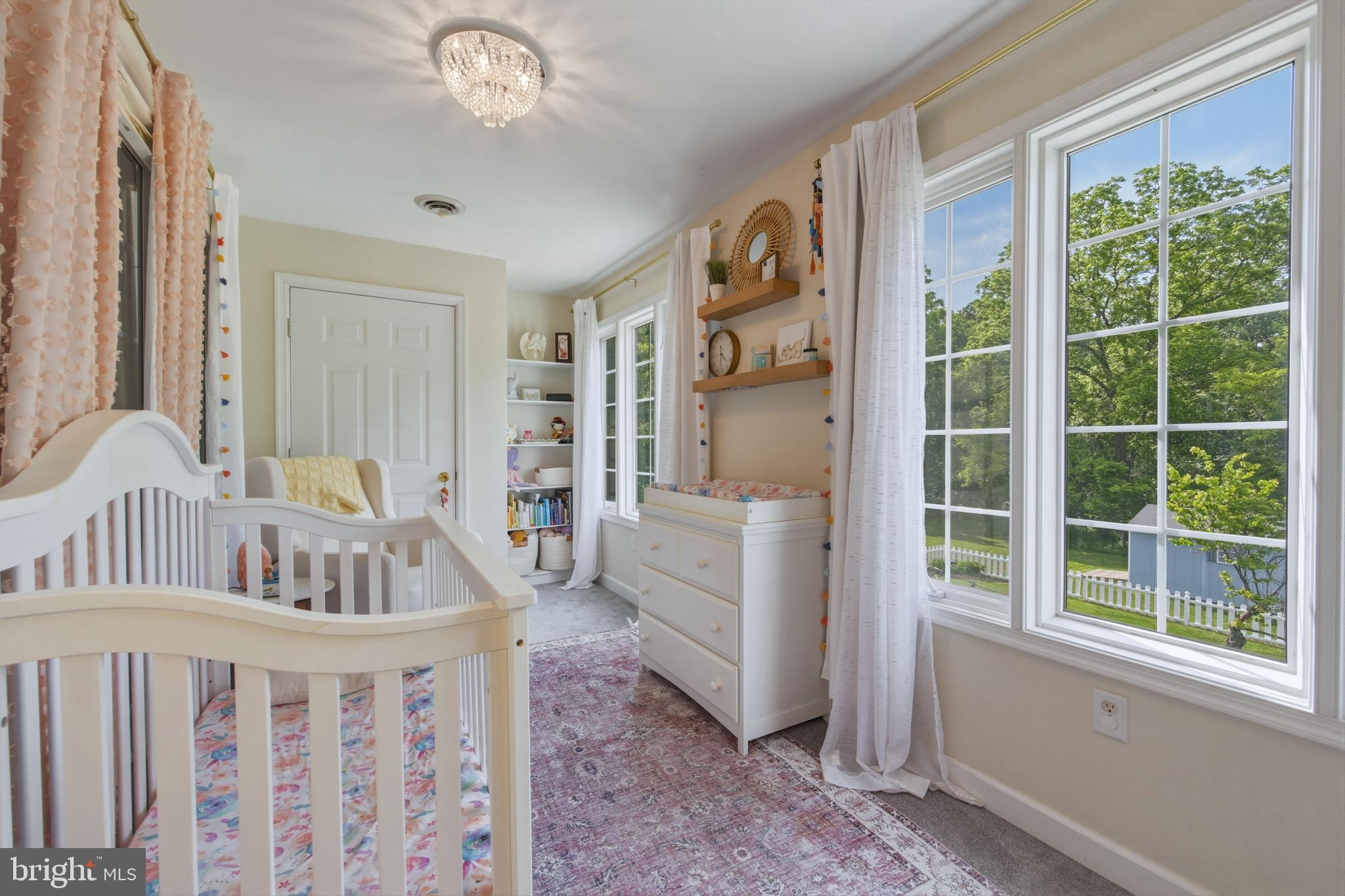 FAIRVIEW - Residential