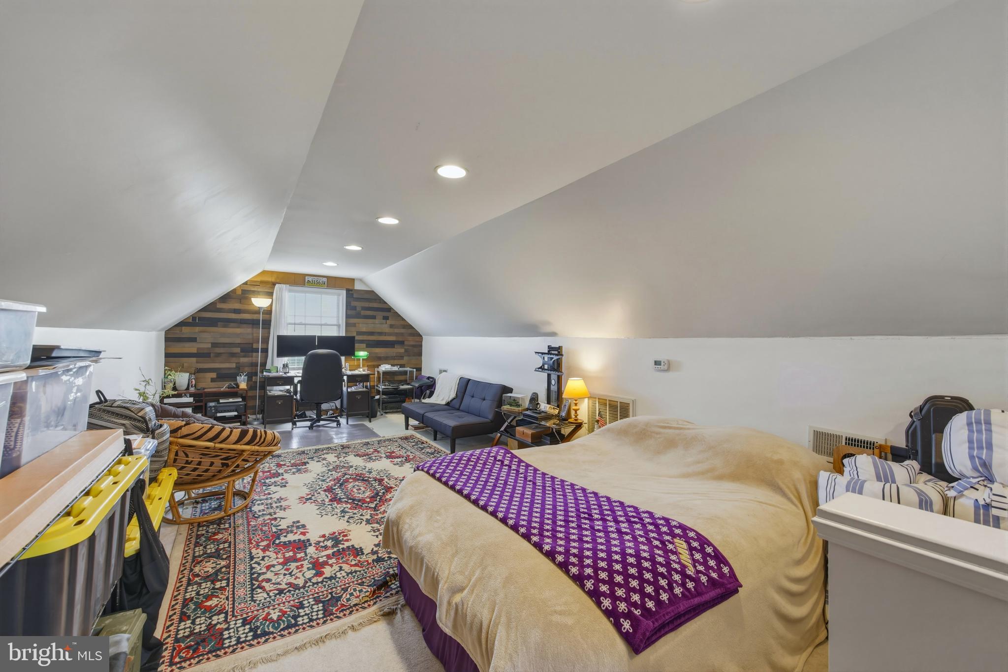 FAIRVIEW - Residential