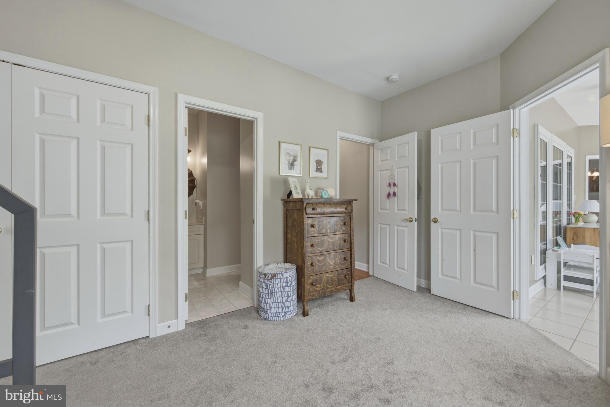 FAIRVIEW - Residential