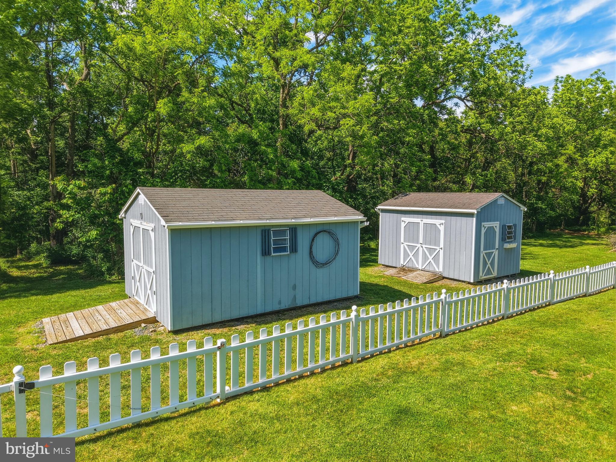 FAIRVIEW - Residential