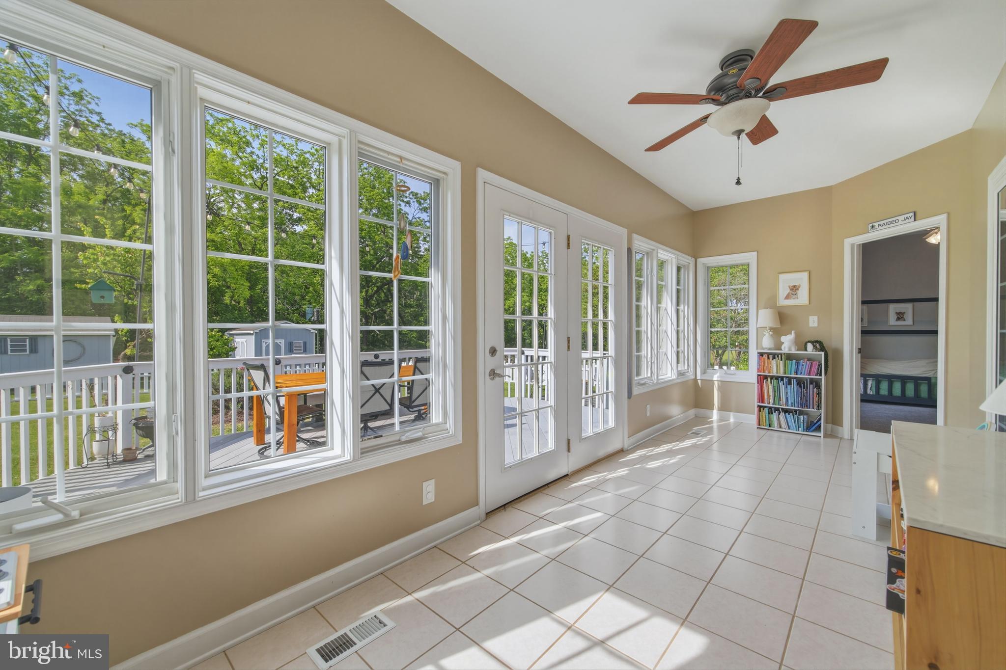 FAIRVIEW - Residential