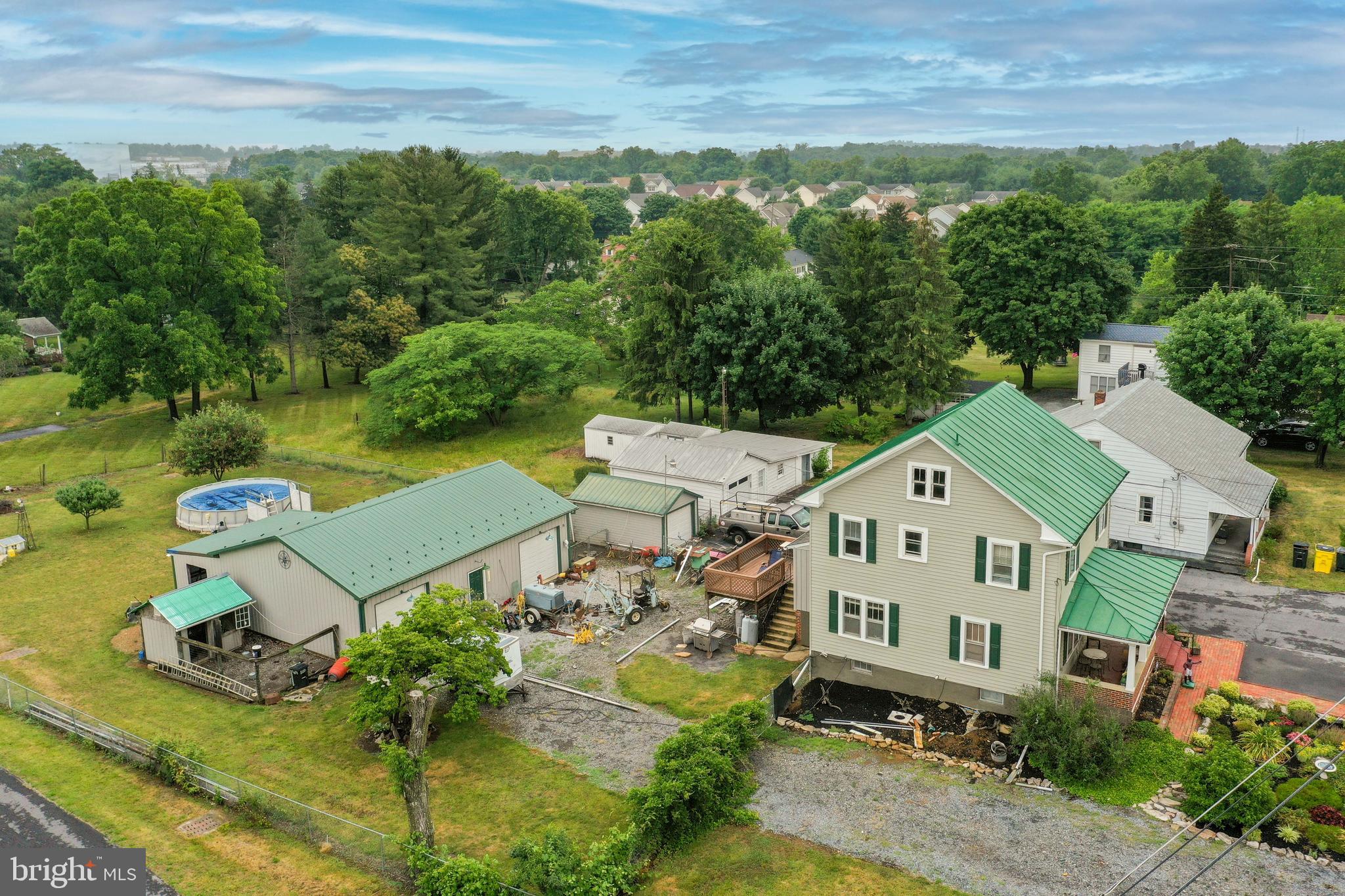 OATES PIKESIDE - Residential