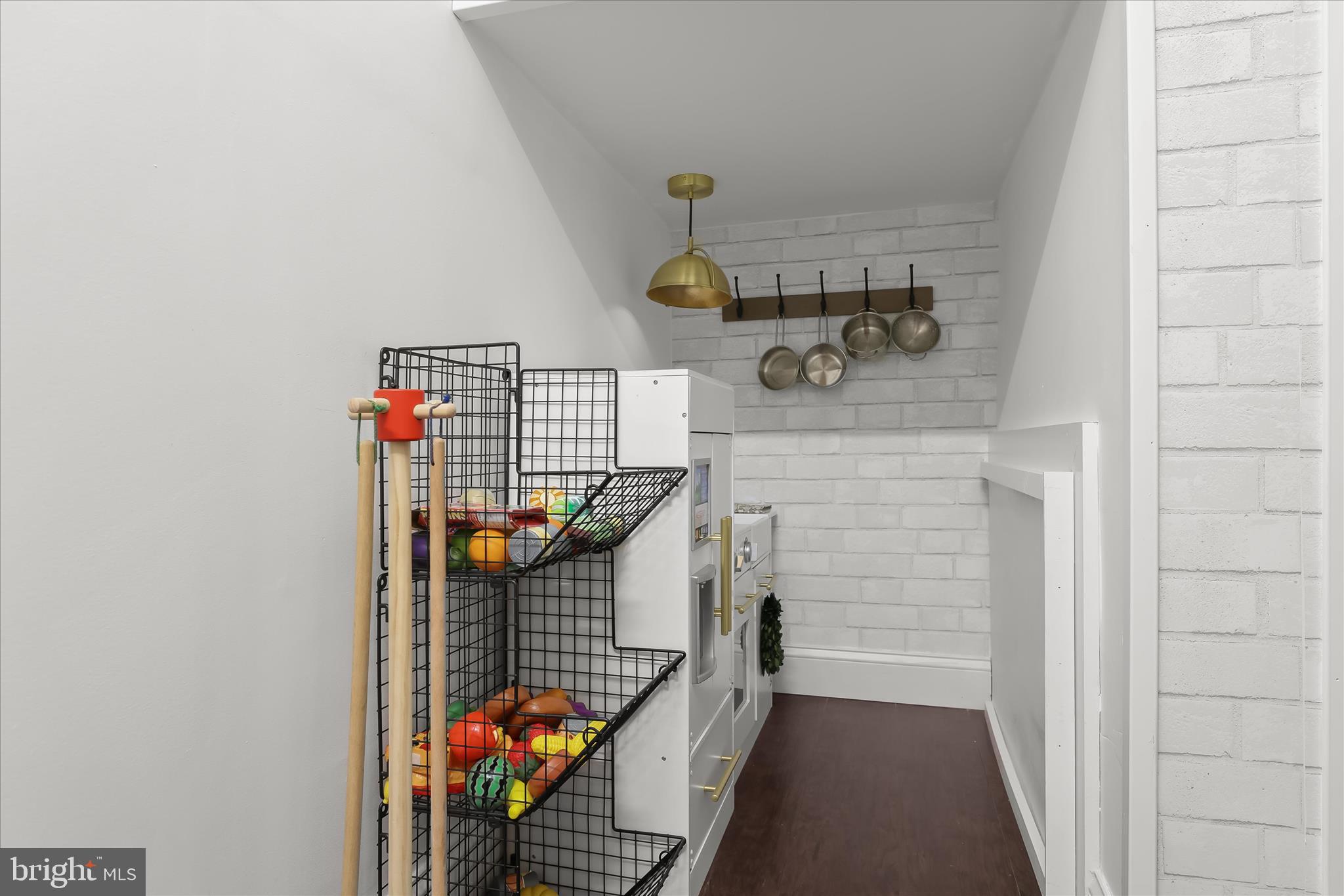 HUNT VALLEY - Residential