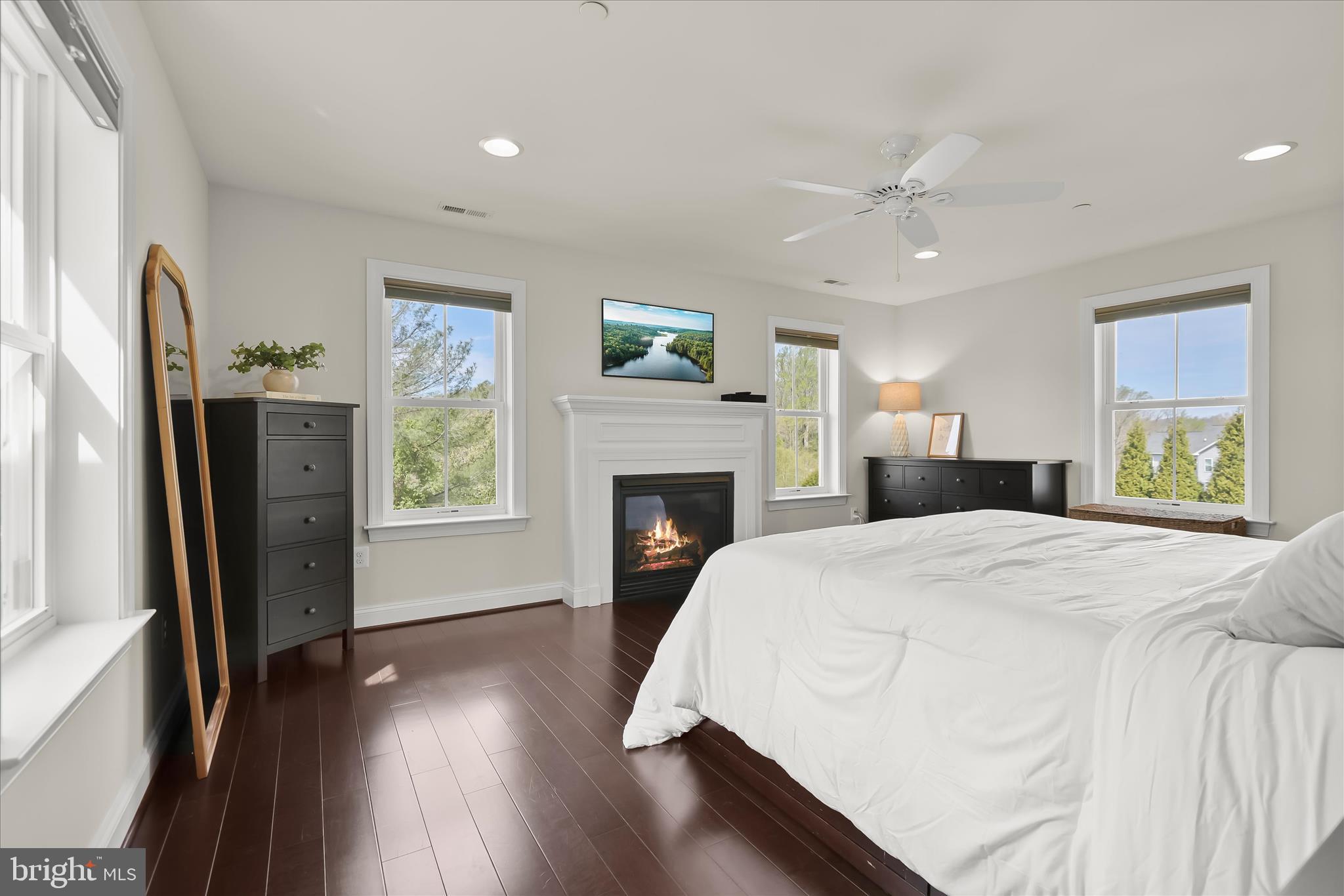 HUNT VALLEY - Residential