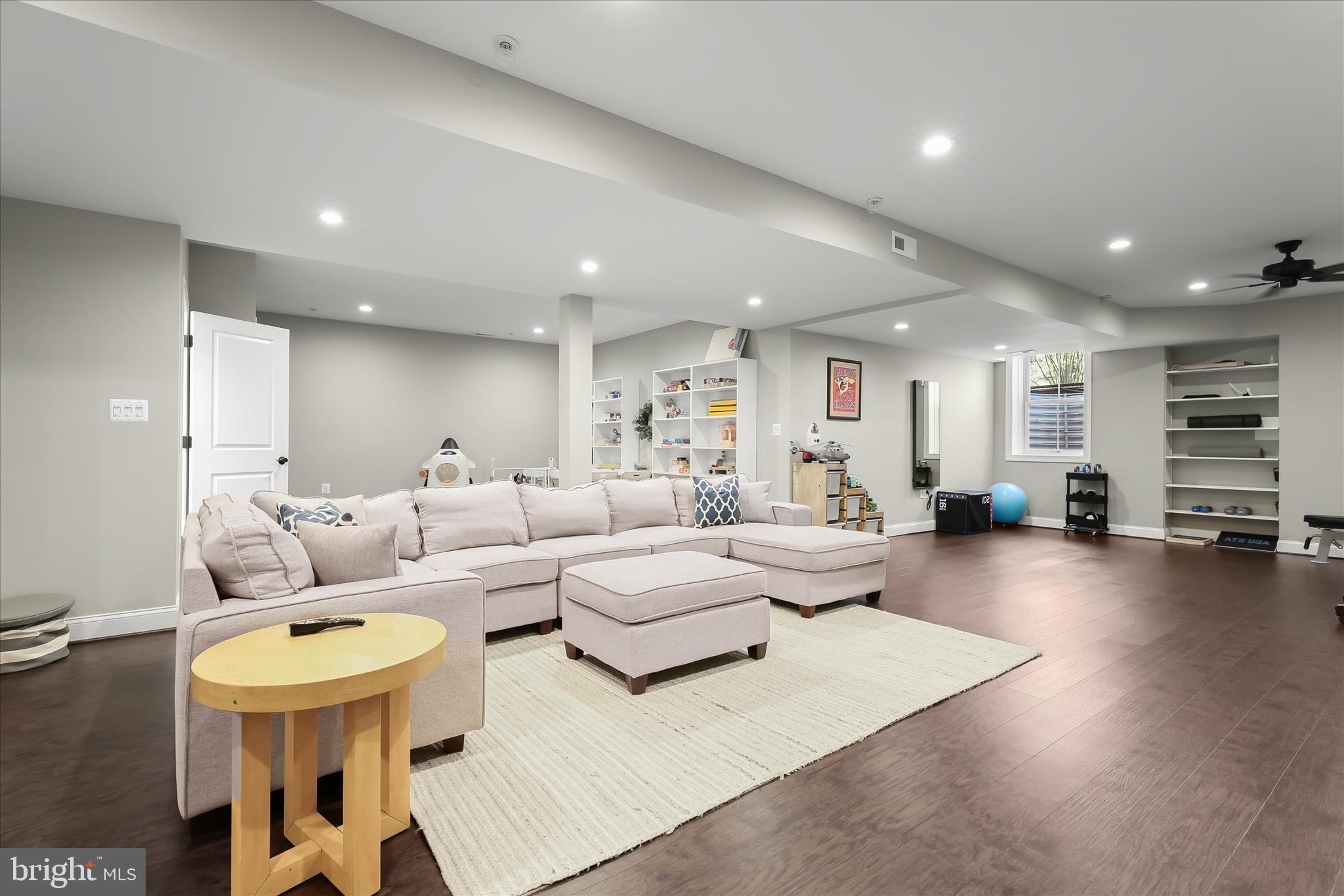 HUNT VALLEY - Residential