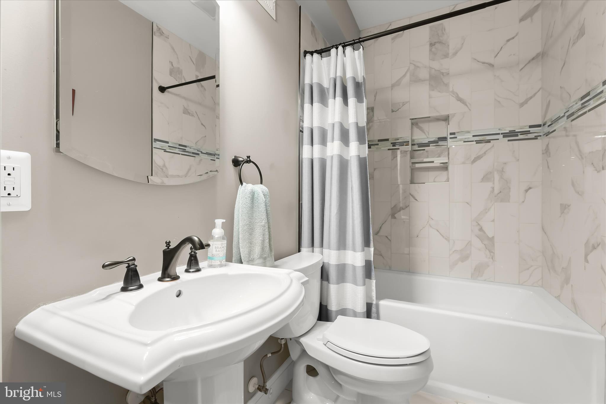 HUNT VALLEY - Residential