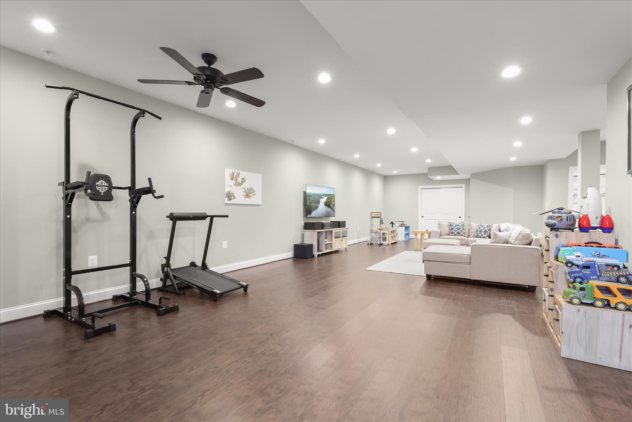 HUNT VALLEY - Residential