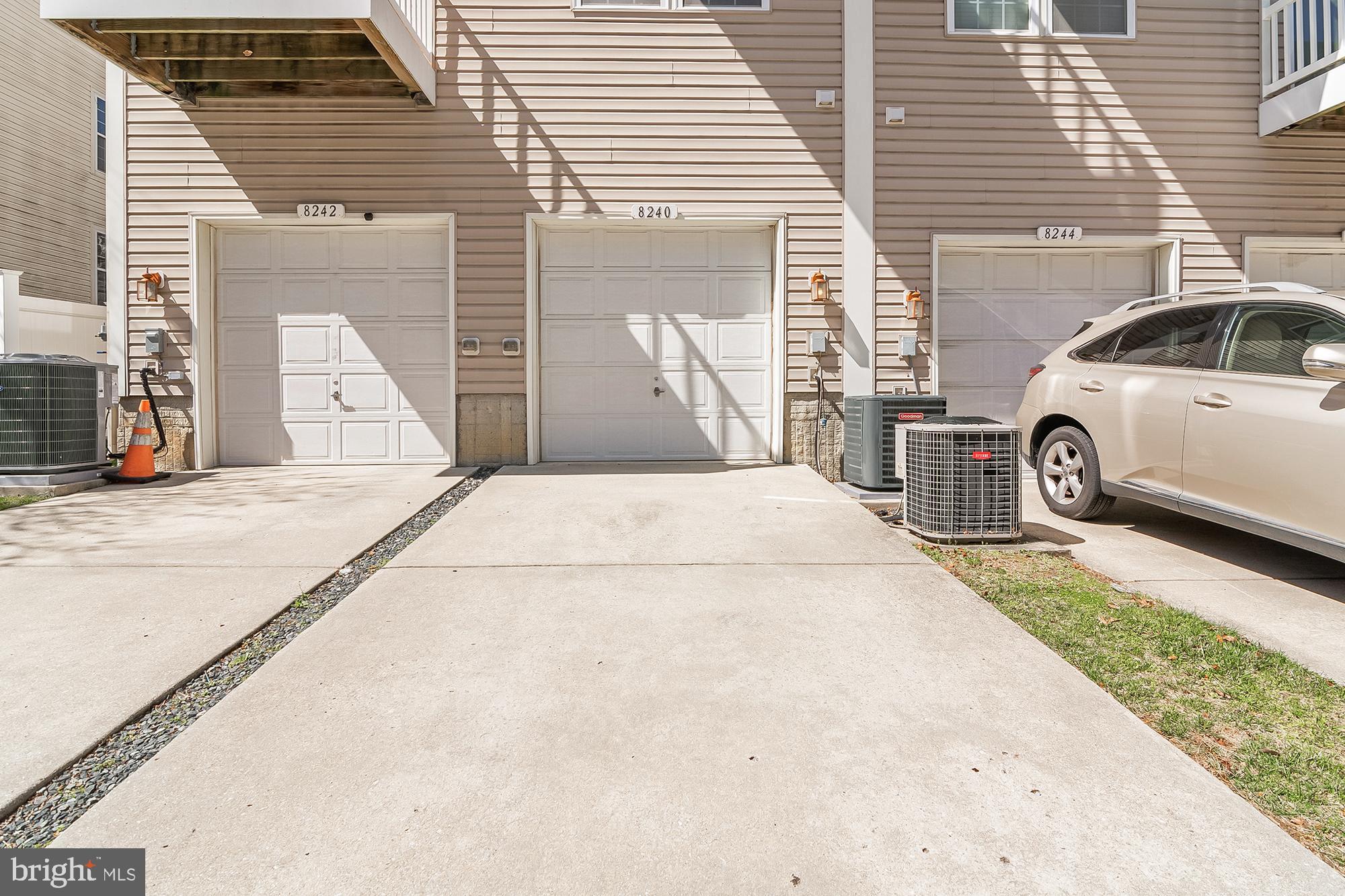 SUMMERFIELD AT MISSION PLACE - Residential