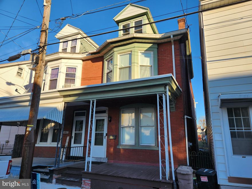 City home with off street parking and lots of space! Inside is a double living room, leading up to three bedrooms and a large bathroom. Second floor bedroom has a private sunroom for reading or relaxing. Basement has a newer furnace and 100 amp electrical panel. Schedule your showing today!