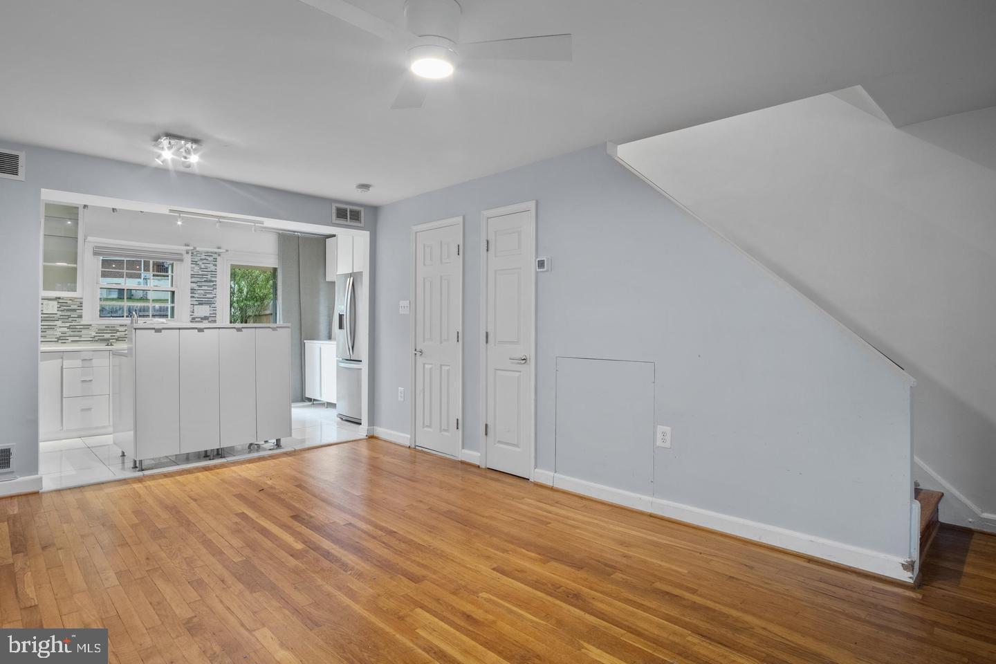 350 JAMES STREET 378