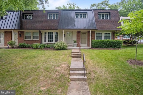 Townhouse For Rent - 350 James Street #378<br/> Falls Church City County, FALLS CHURCH, VA 22046