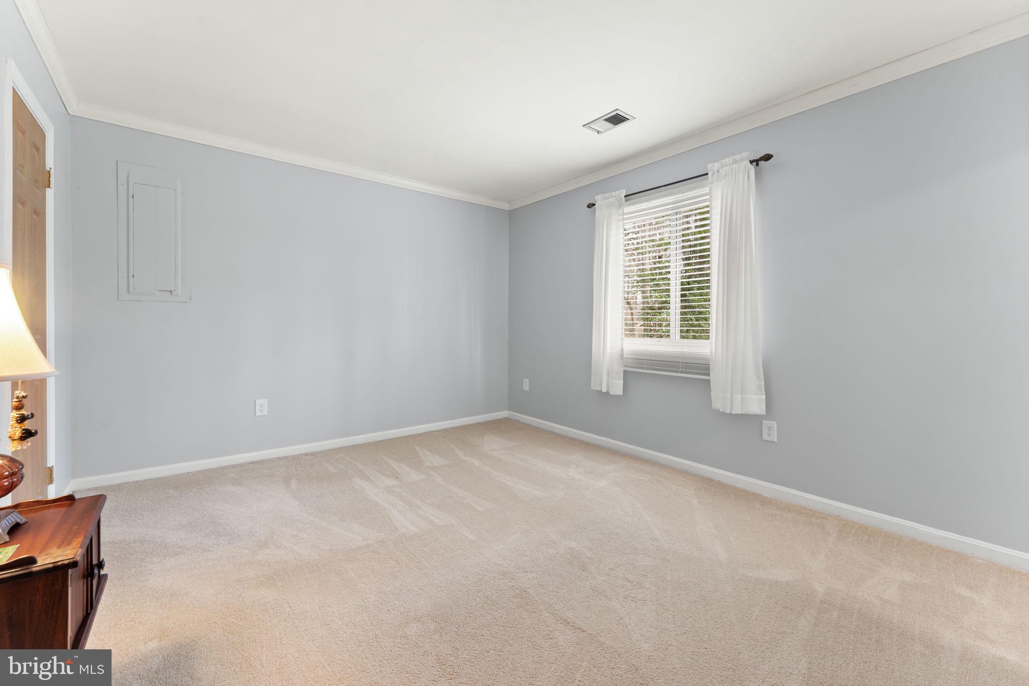 WARRENTON VILLAGE - Residential