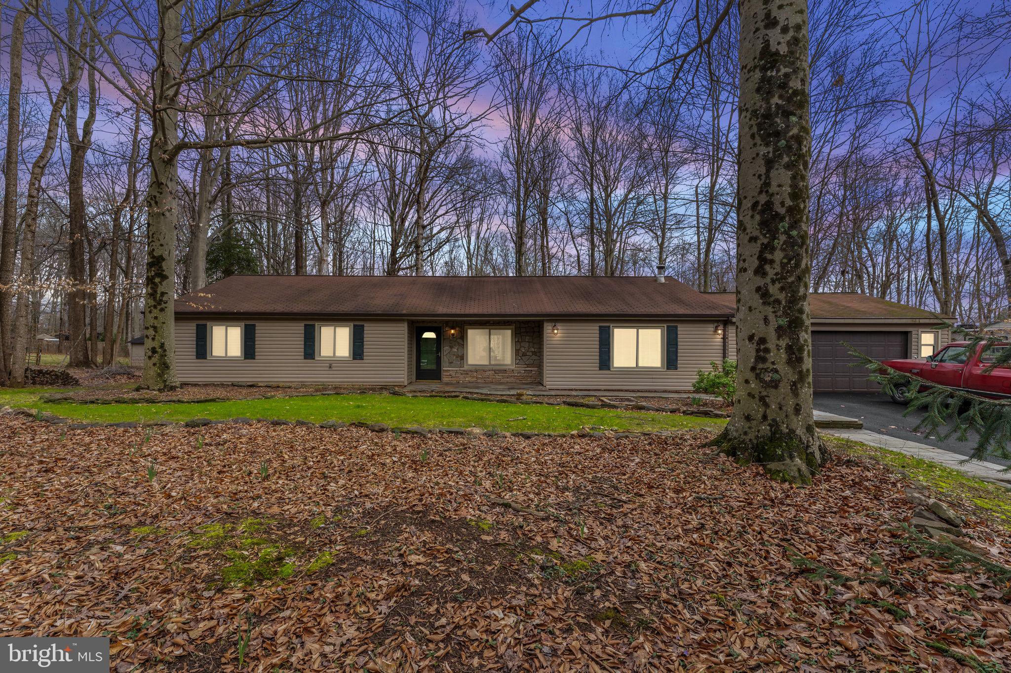 WARRENTON VILLAGE - Residential