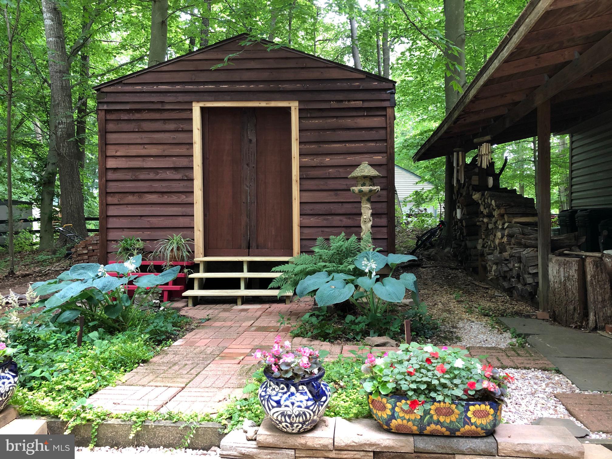 WARRENTON VILLAGE - Residential