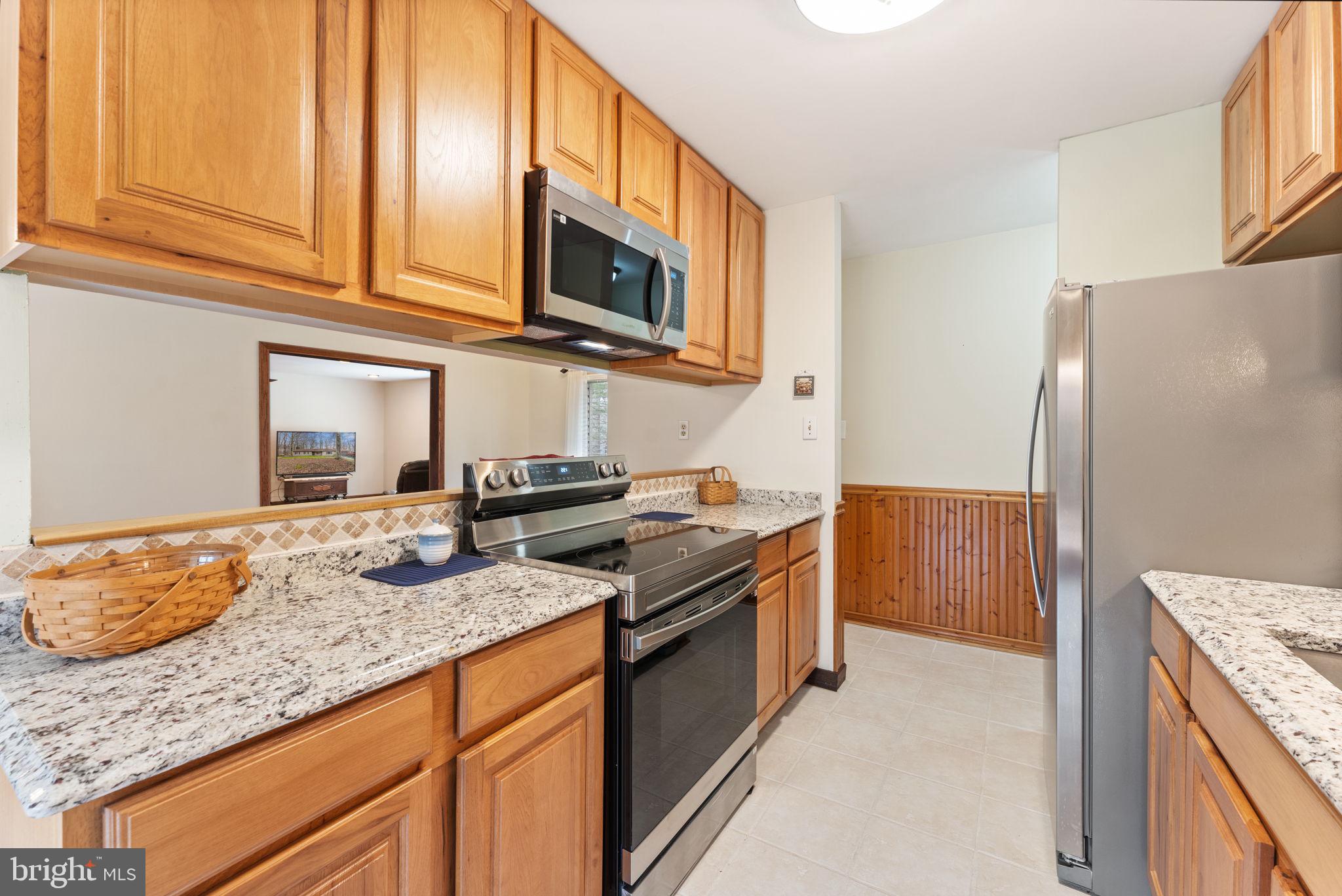 WARRENTON VILLAGE - Residential