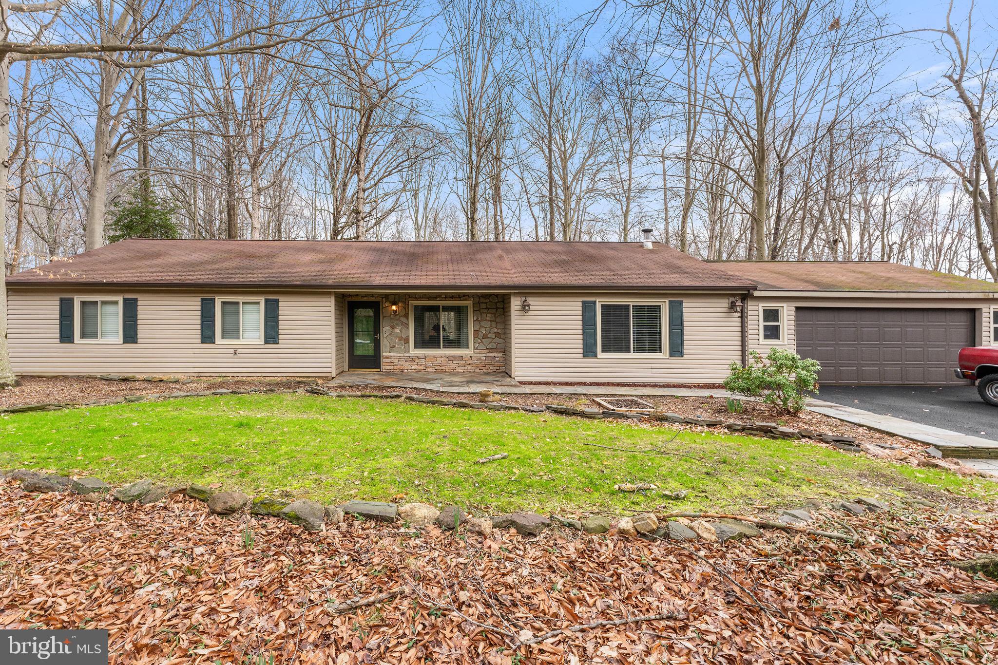 WARRENTON VILLAGE - Residential