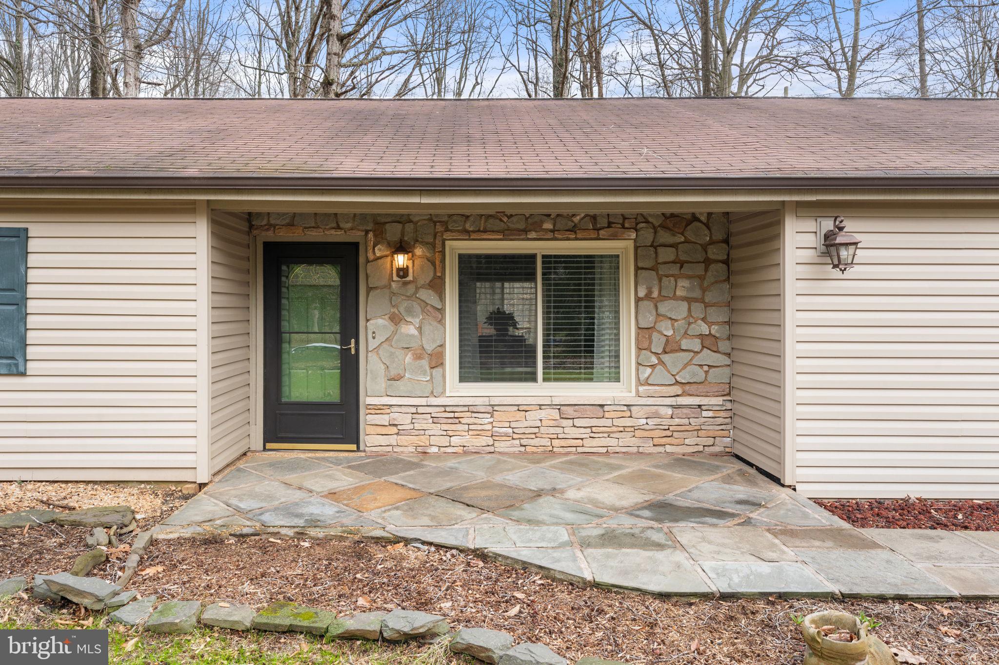 WARRENTON VILLAGE - Residential