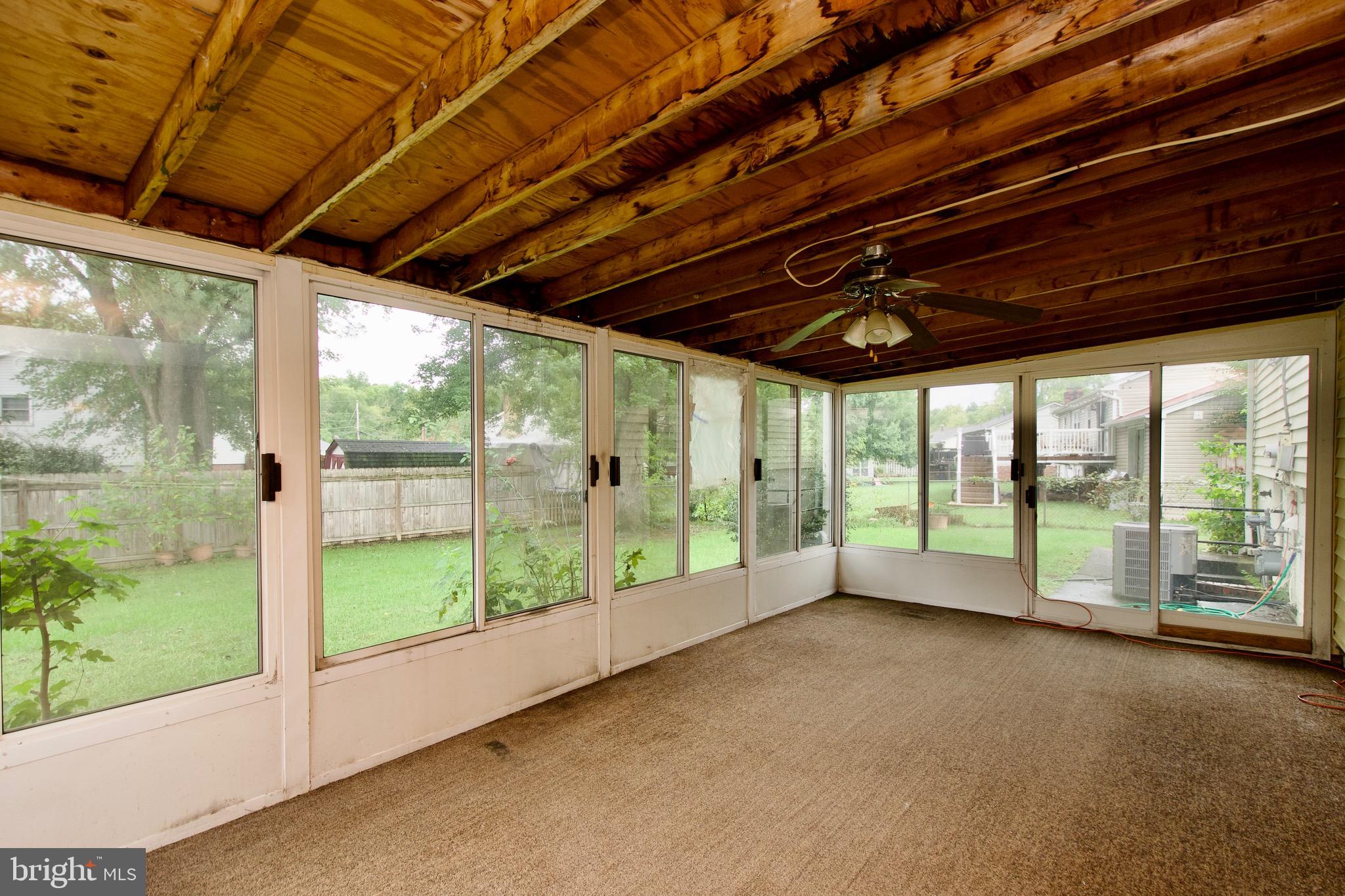 HAYFIELD FARM - Residential