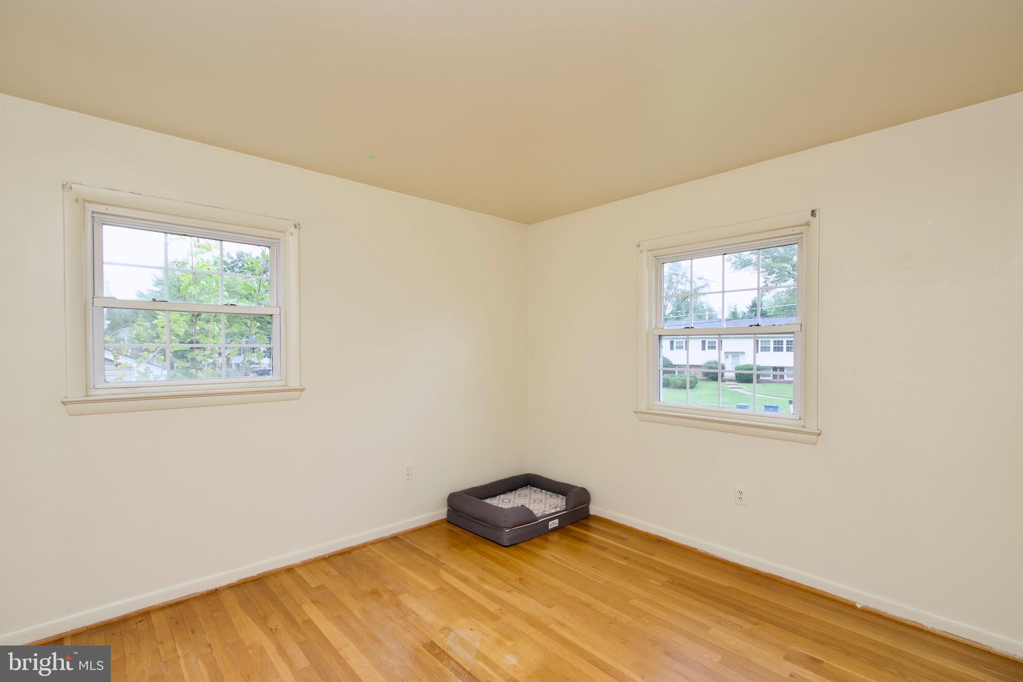 HAYFIELD FARM - Residential