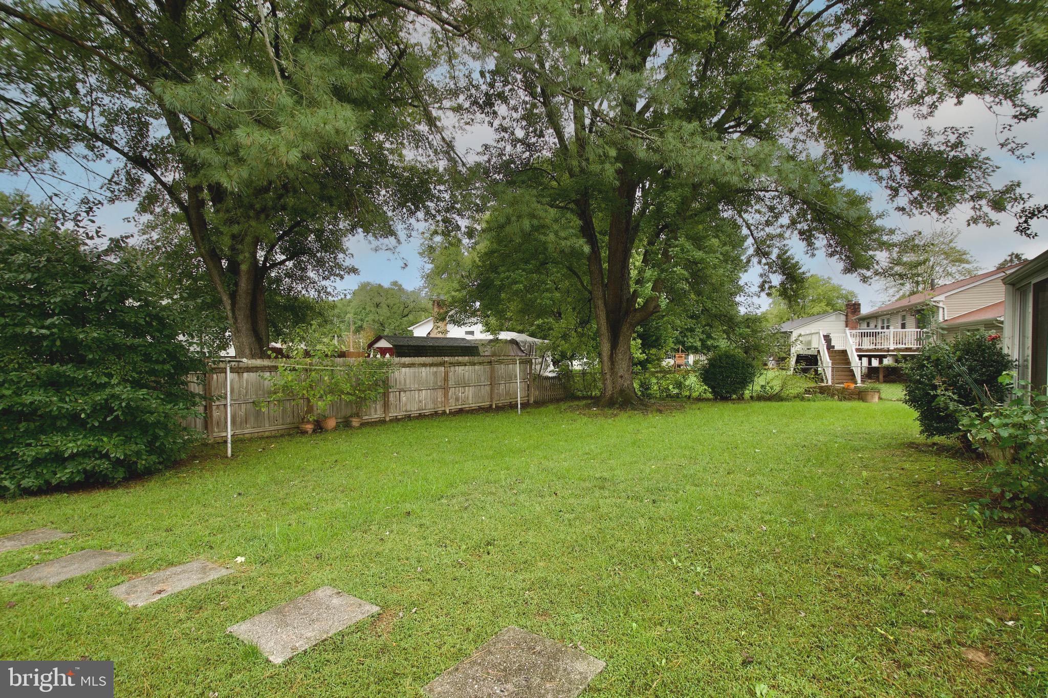 HAYFIELD FARM - Residential