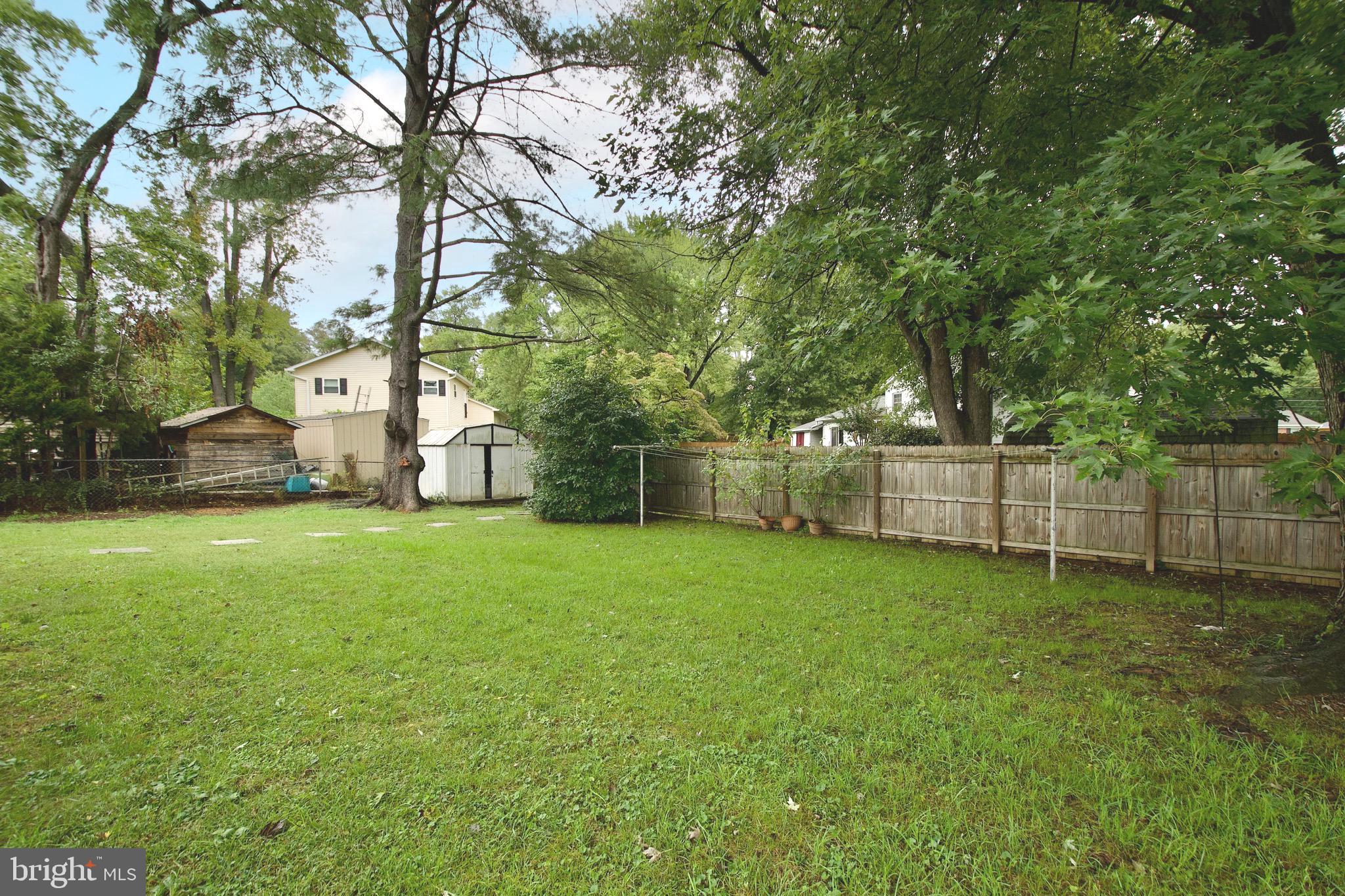 HAYFIELD FARM - Residential