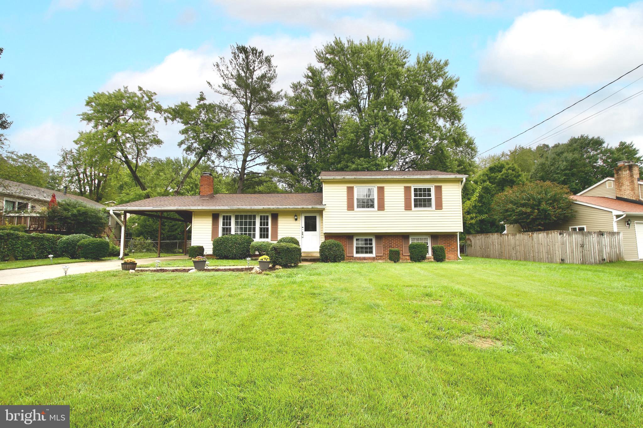 HAYFIELD FARM - Residential