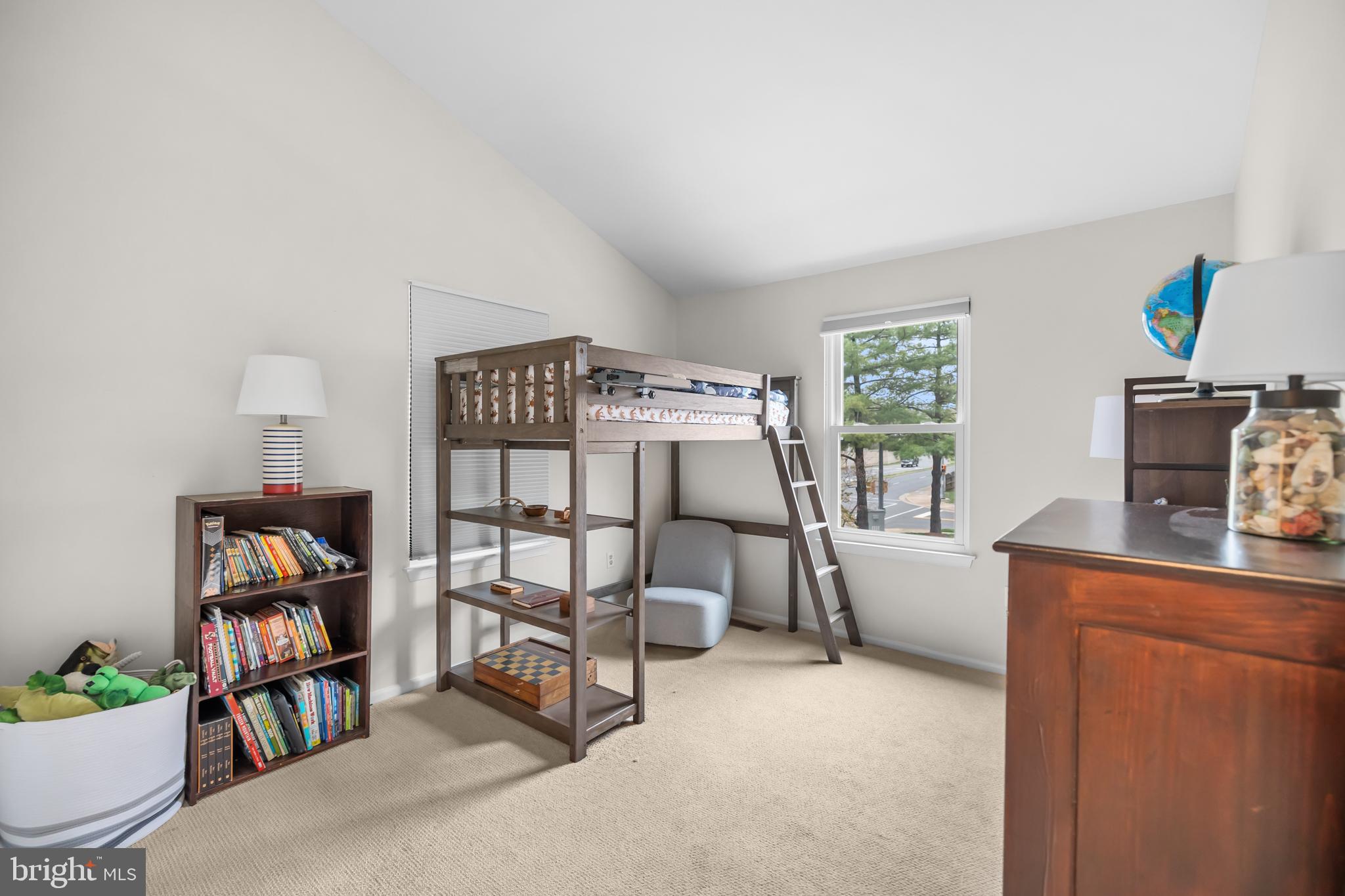 POTOMAC FAIRWAYS - Residential