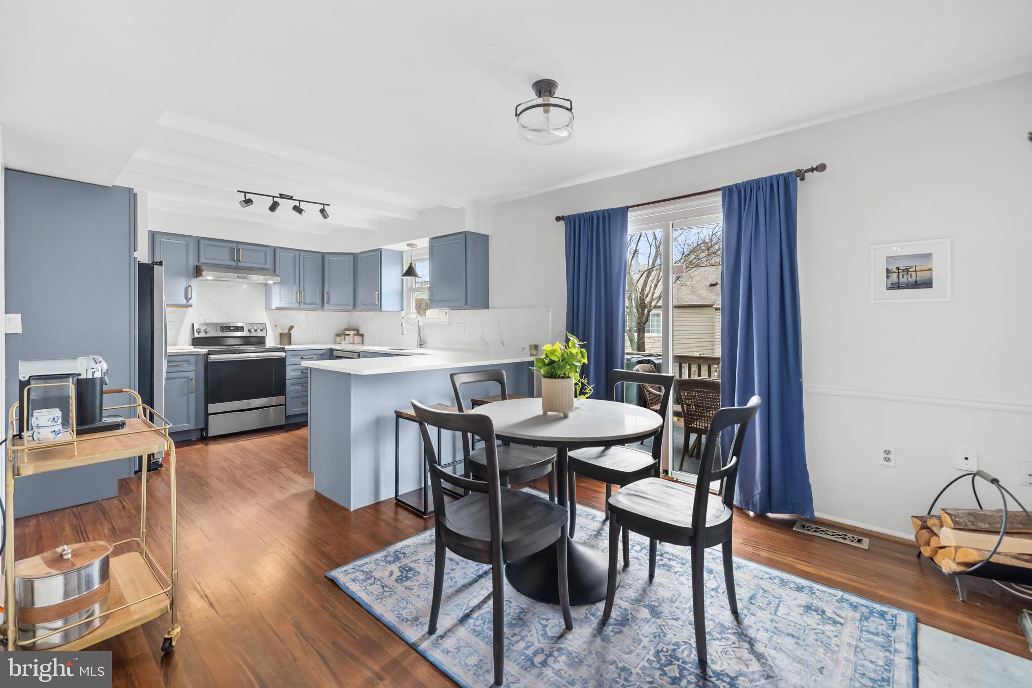 POTOMAC FAIRWAYS - Residential