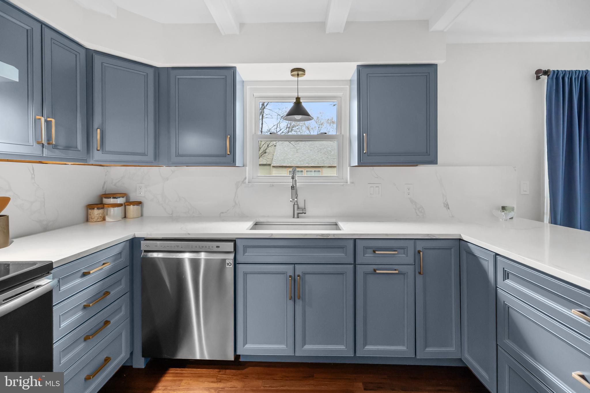 POTOMAC FAIRWAYS - Residential