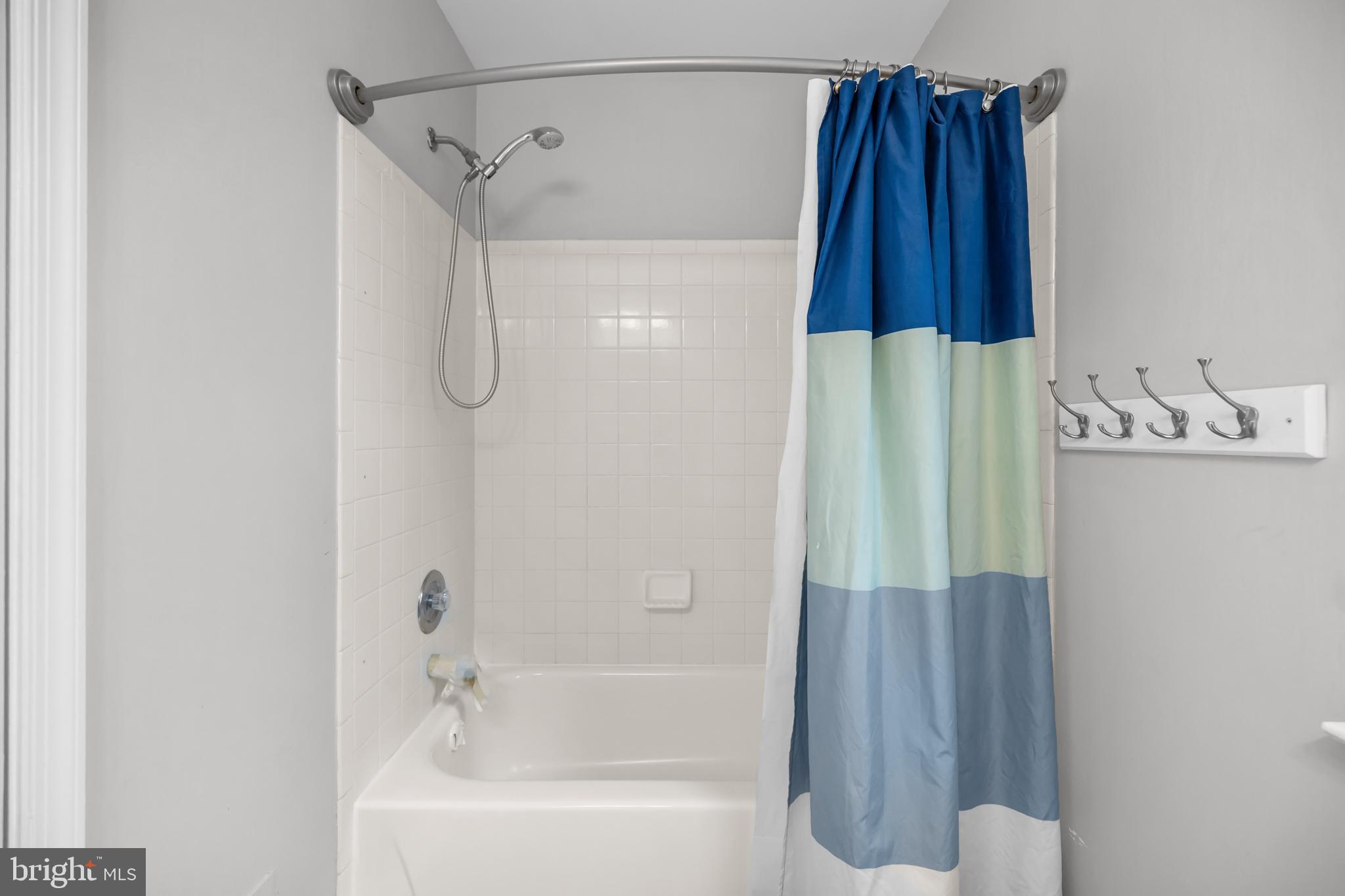 POTOMAC FAIRWAYS - Residential