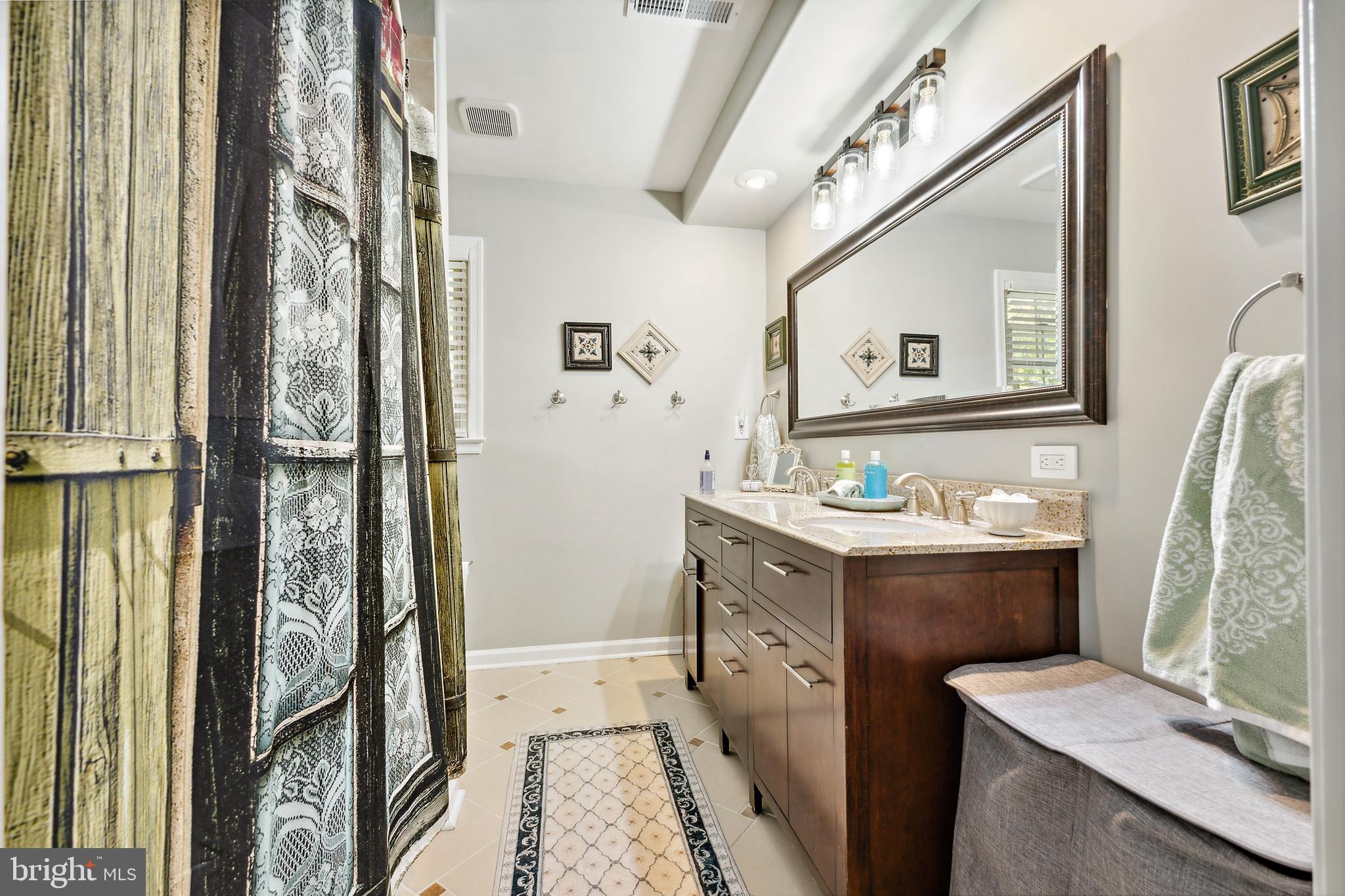 LORRAINE HEIGHTS - Residential