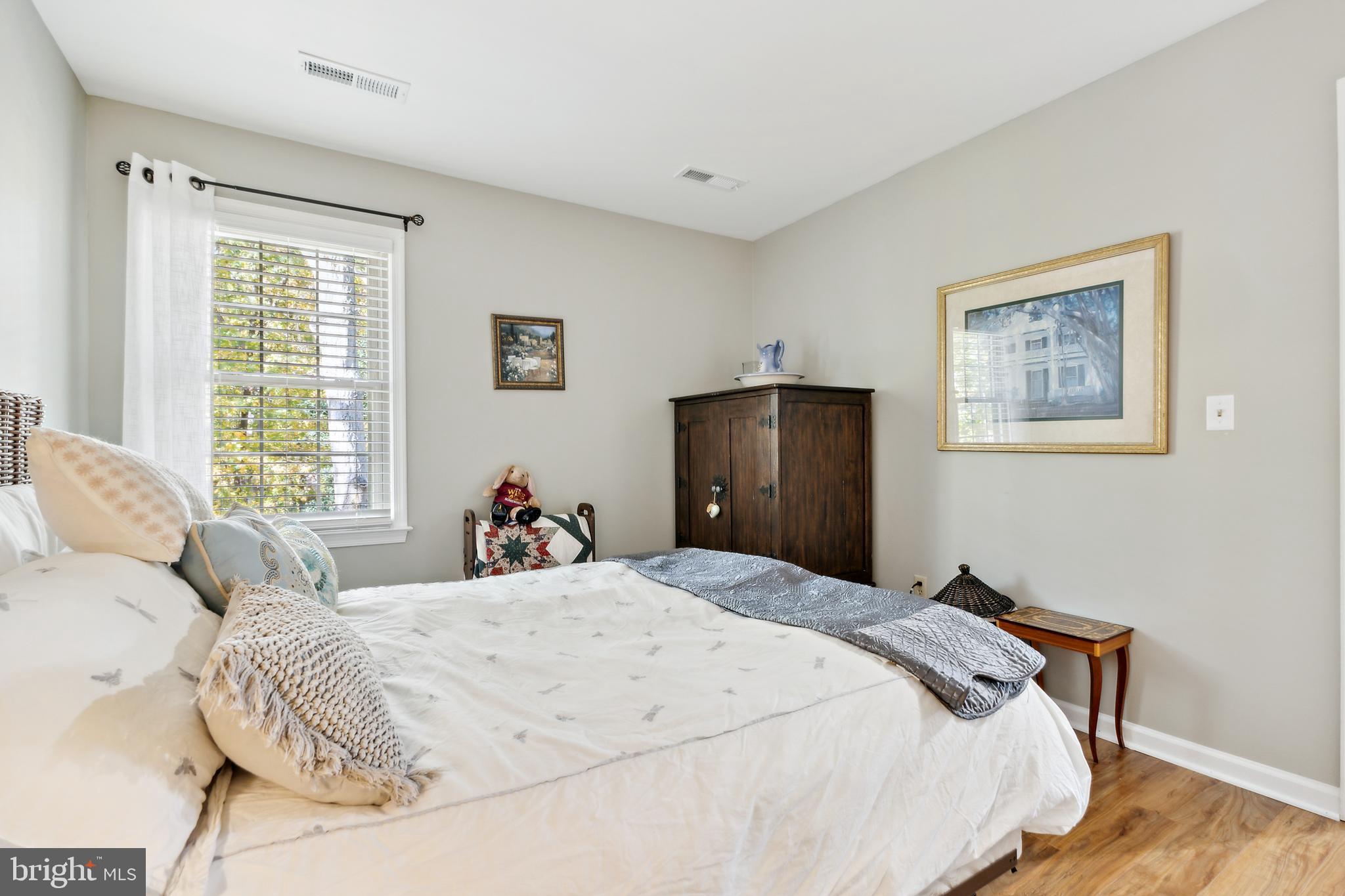 LORRAINE HEIGHTS - Residential