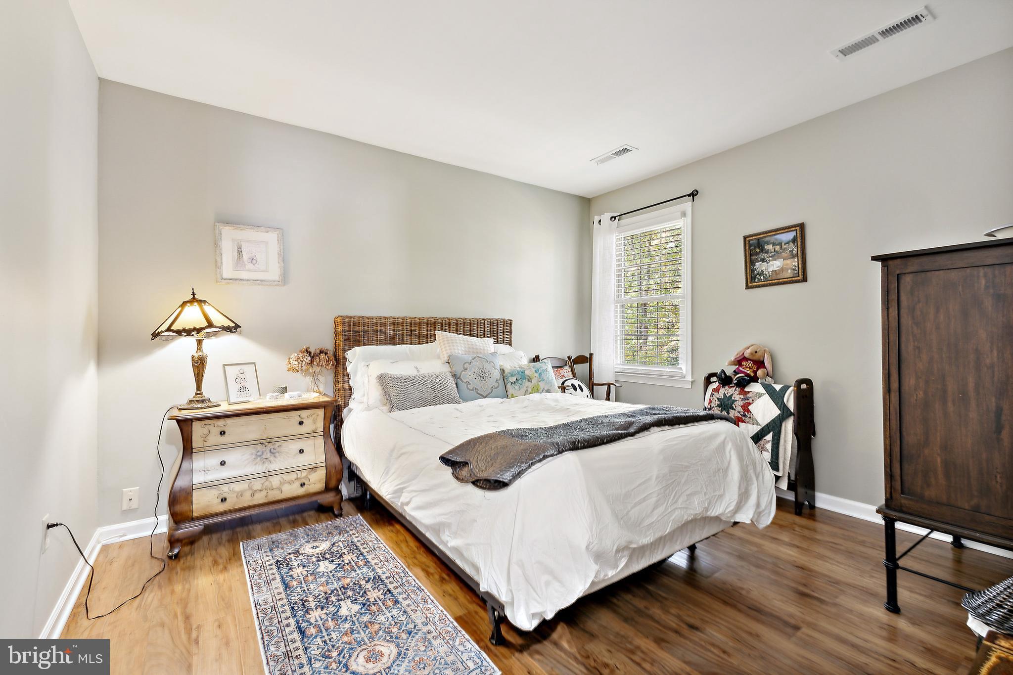 LORRAINE HEIGHTS - Residential