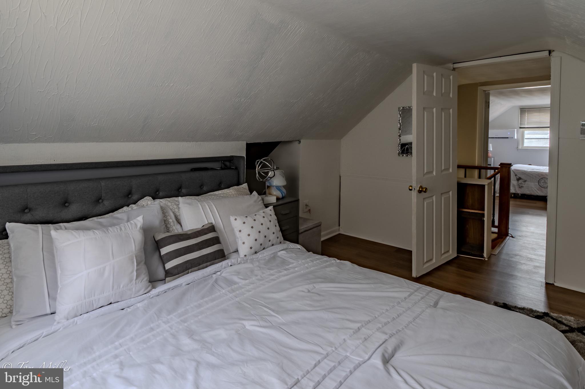 GLENMORE - Residential