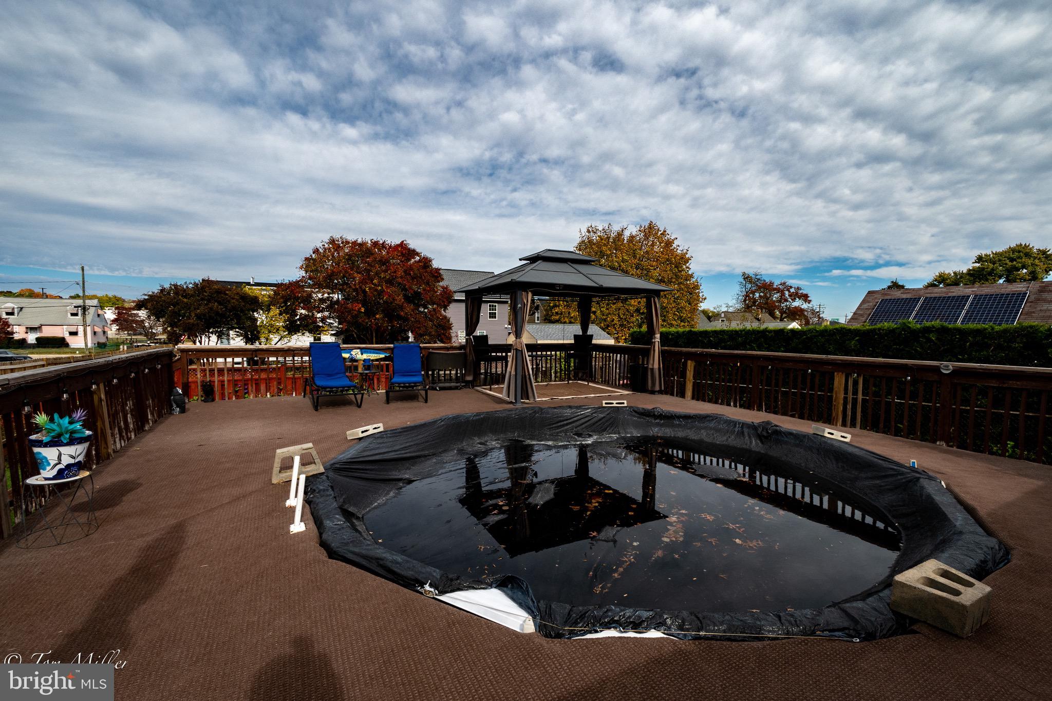 GLENMORE - Residential