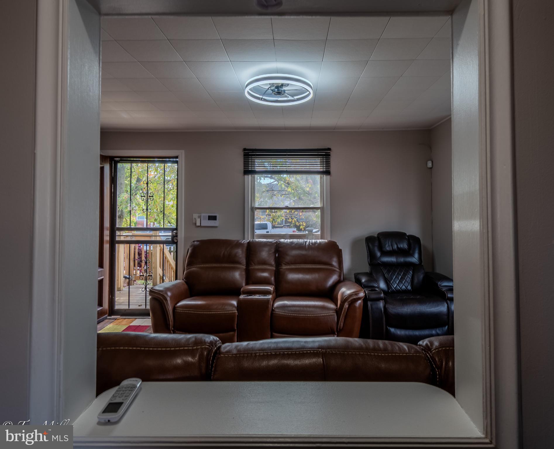 GLENMORE - Residential